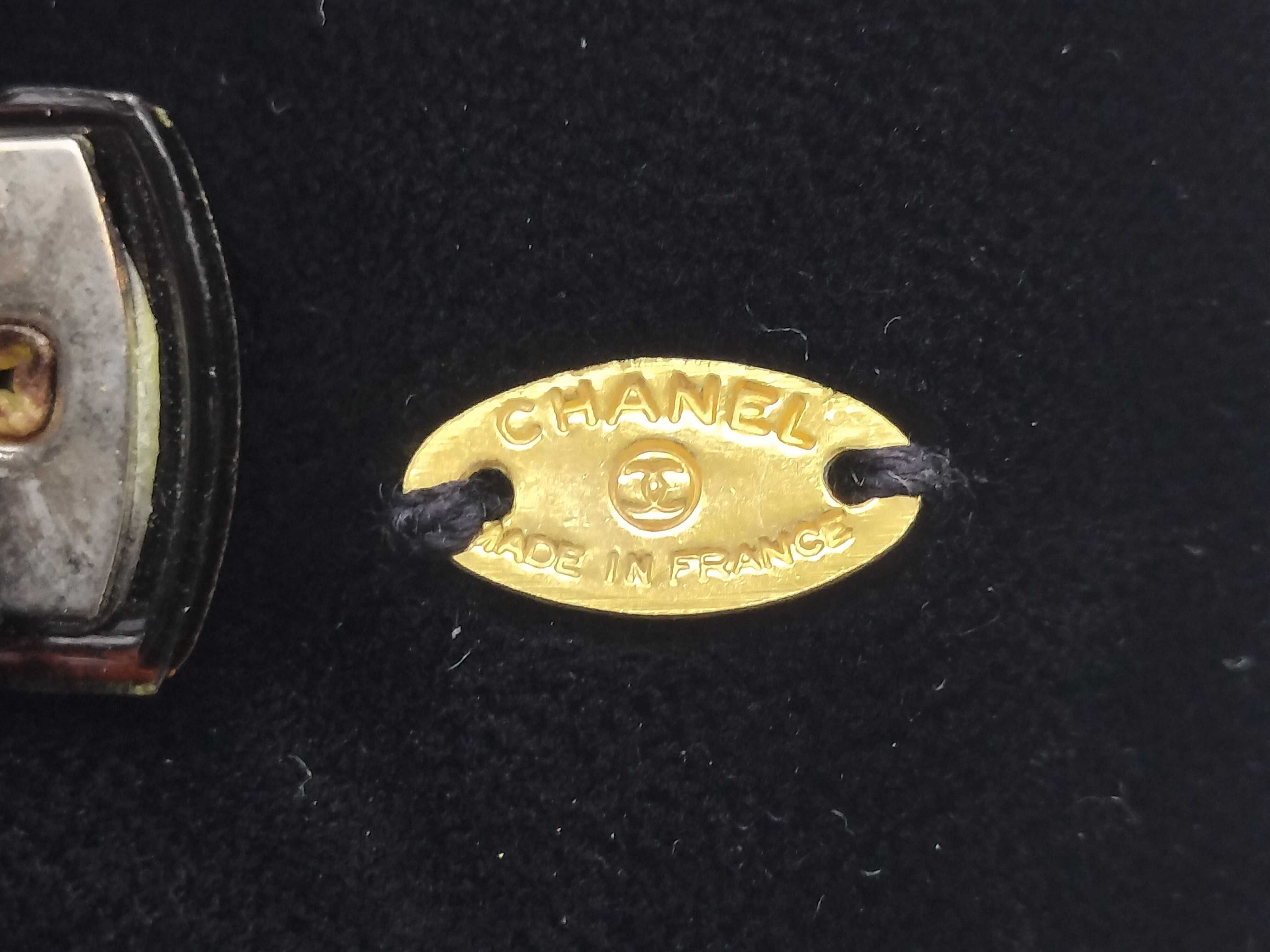 Barrette Ribbon Coco Mark Black Velvet Hair Accessory — view 4