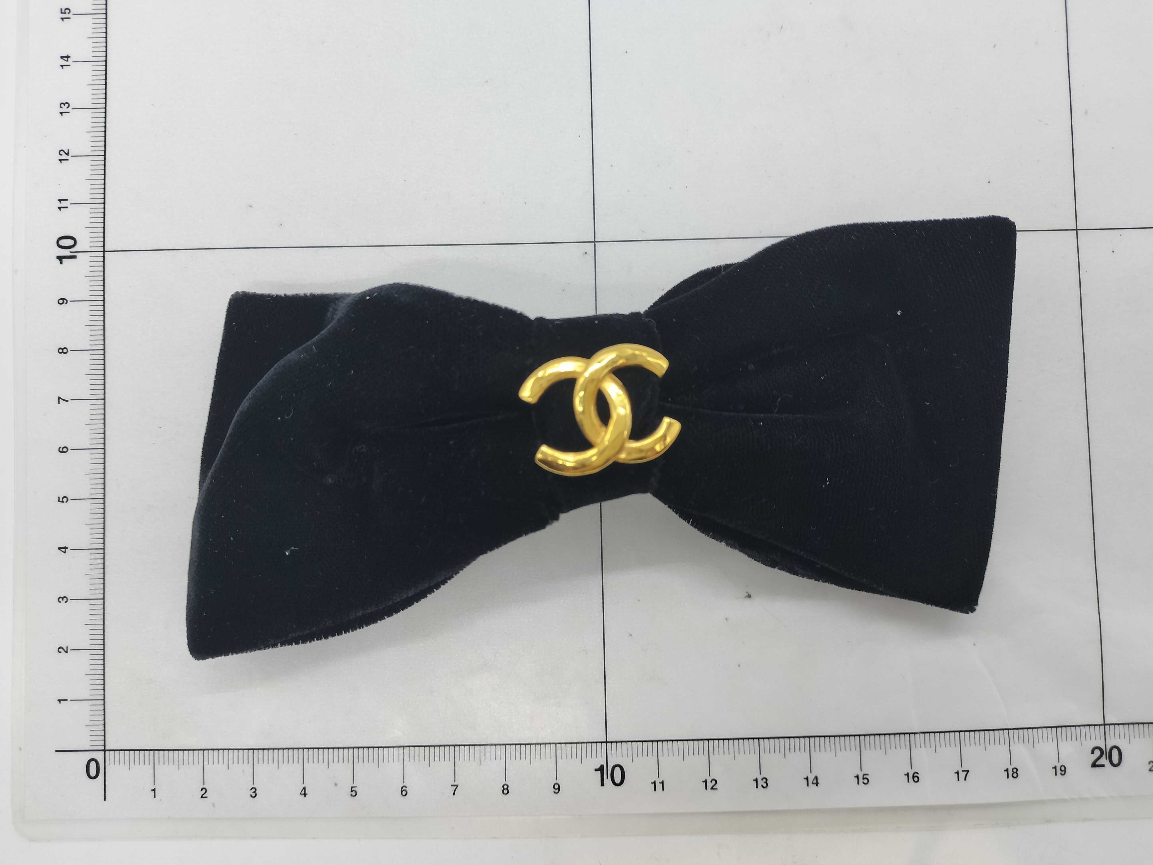 Barrette Ribbon Coco Mark Black Velvet Hair Accessory — view 8