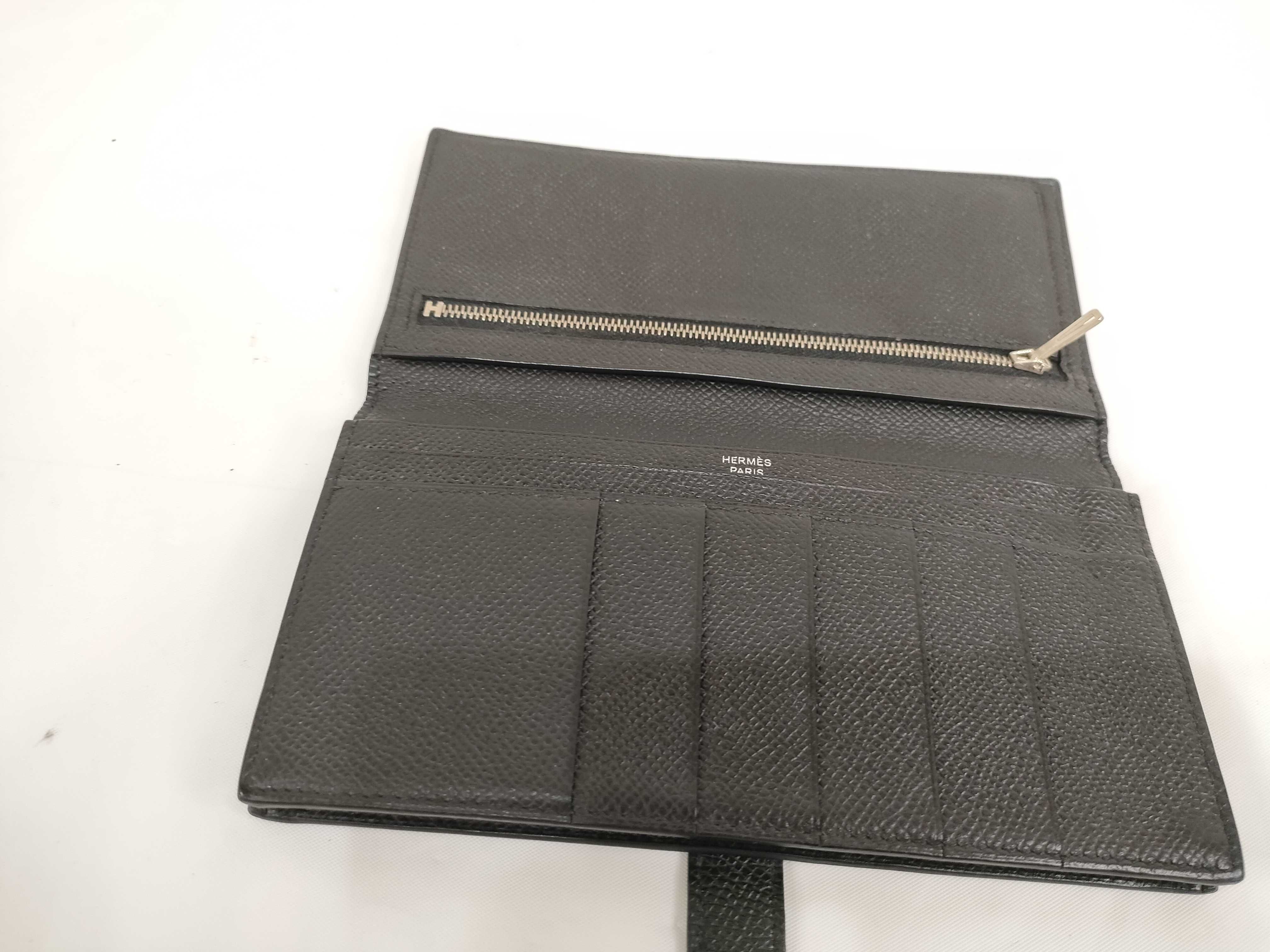 Bearn Soufflé wallet with box and stamp R — view 8