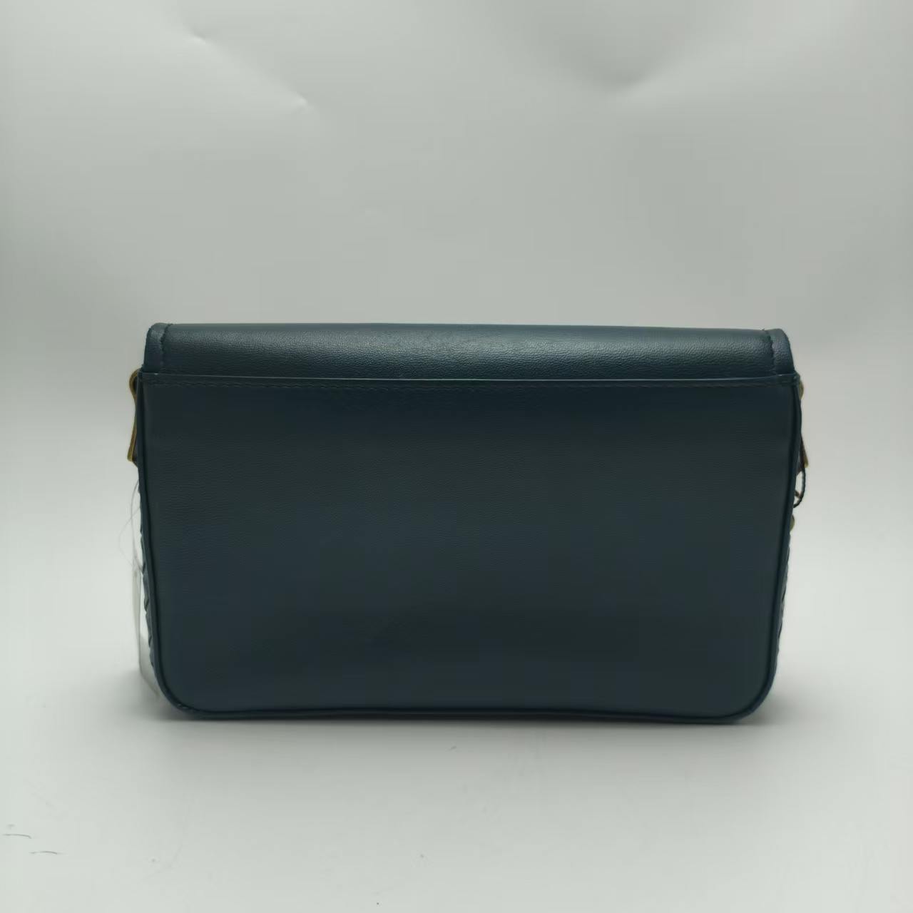 【*Shipped from: China*】BOTTEGA VENETA Lambskin Shoulder Bag — view 2