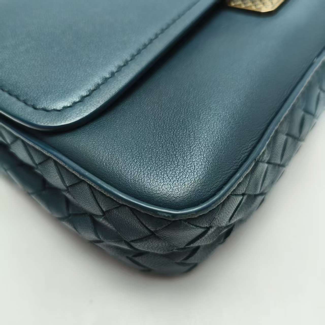 【*Shipped from: China*】BOTTEGA VENETA Lambskin Shoulder Bag — view 6