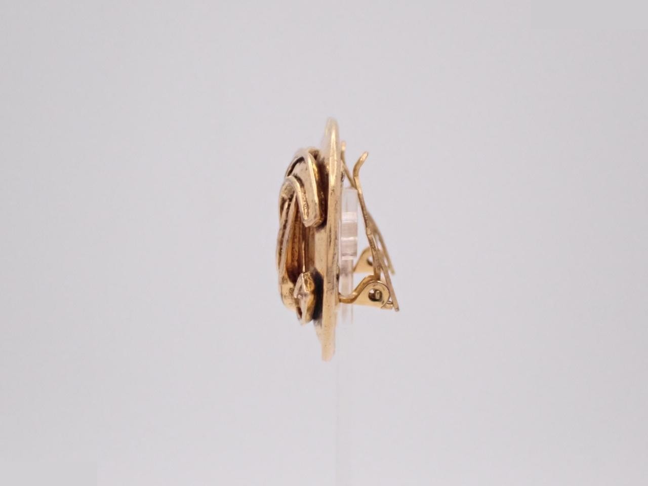 Earrings with Coco Mark design, gold. — view 3