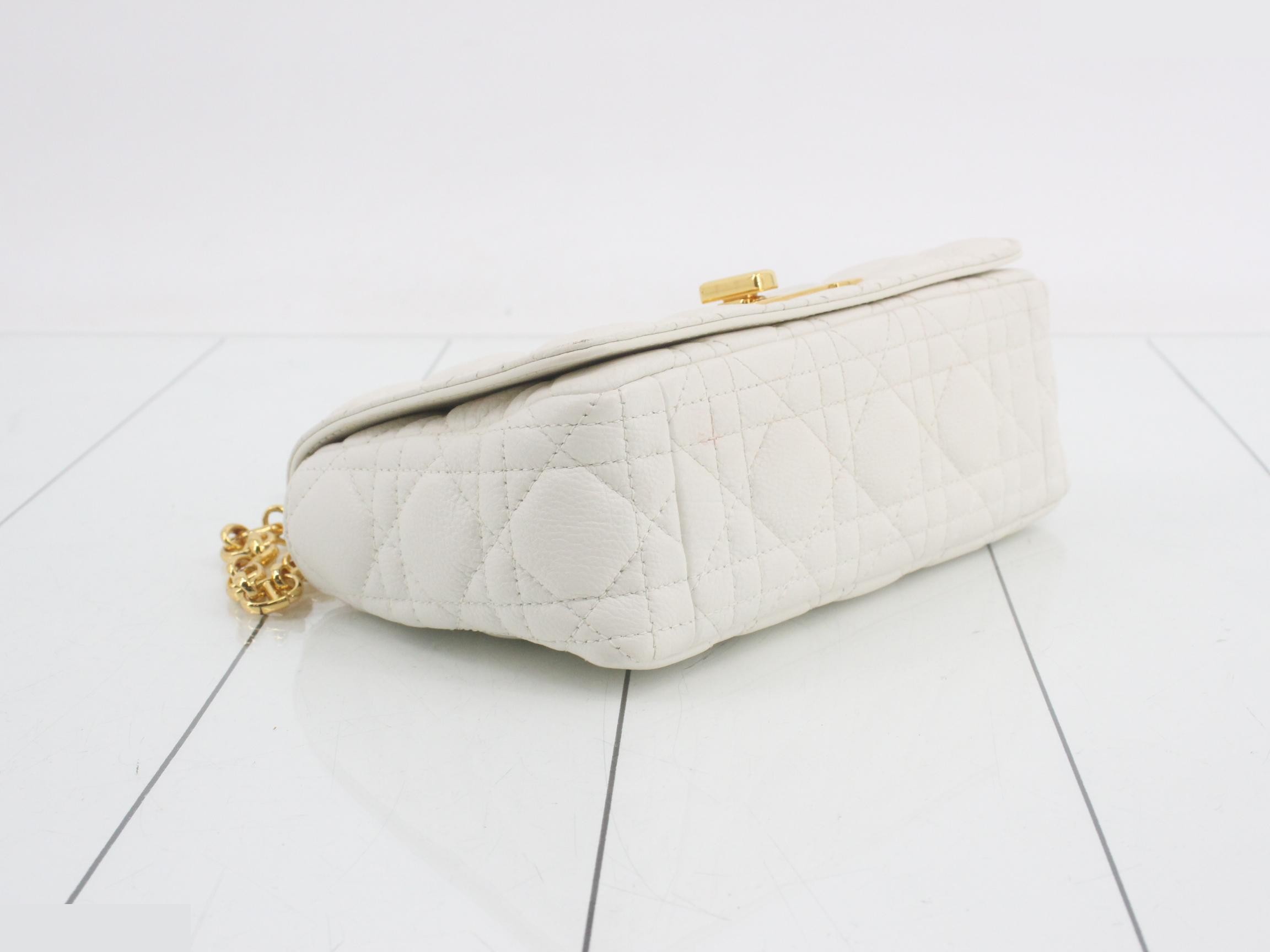 Caro Chain Shoulder Bag — view 5