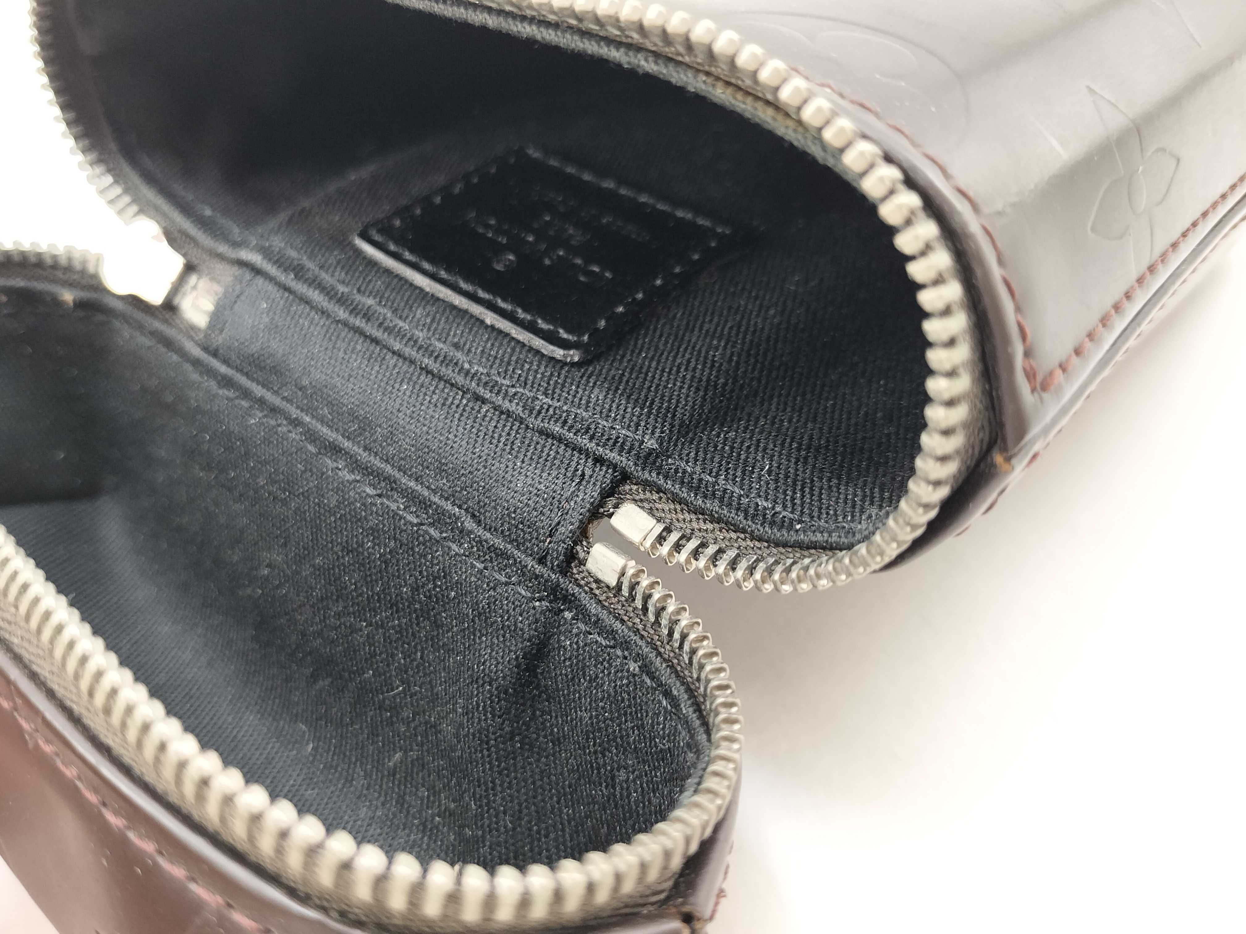 Monogram Glacé M46550 Monogram Glacé Ray Pouch — view 13