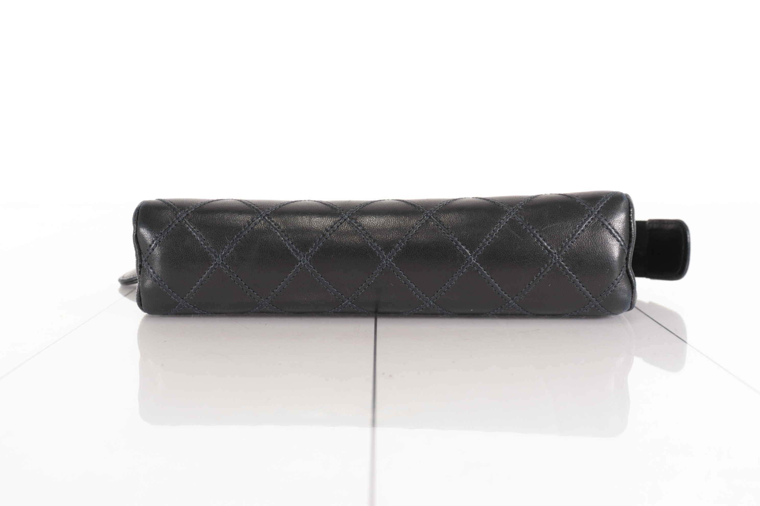 Bicolore Lamb Pouch — view 6