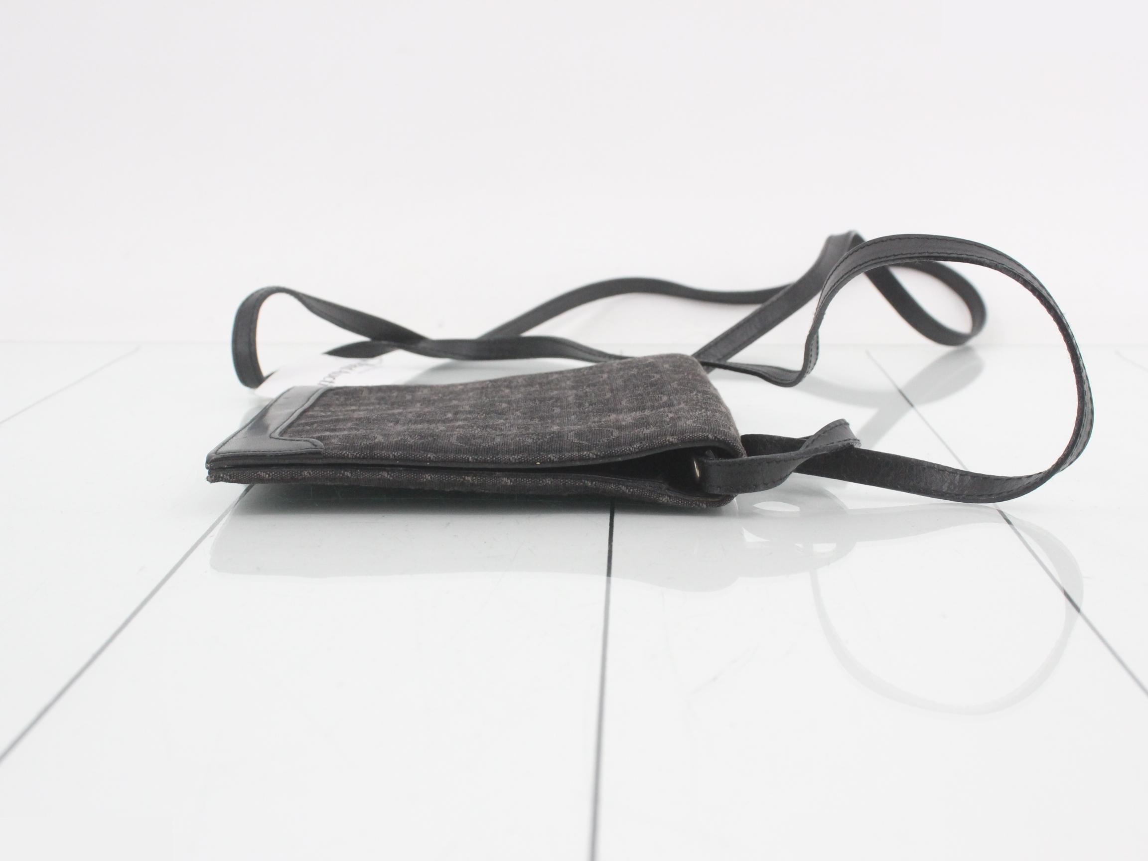 Other lines: Bags & Shoulder Bags - C Macadam — view 3