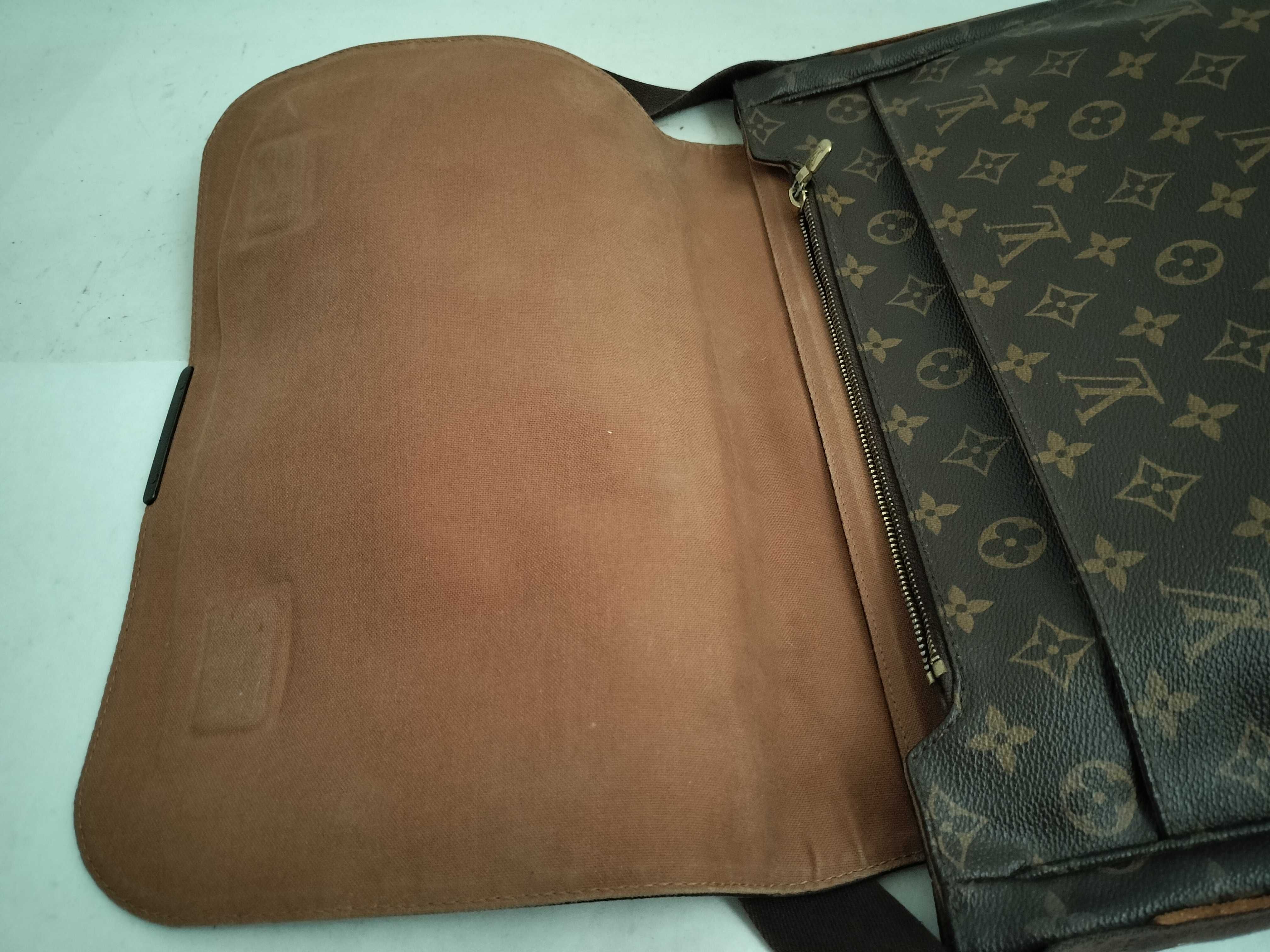 Monogram Louis Vuitton Brown Monogram Messenger Bobour MM M97038 Shoulder Bag — view 8