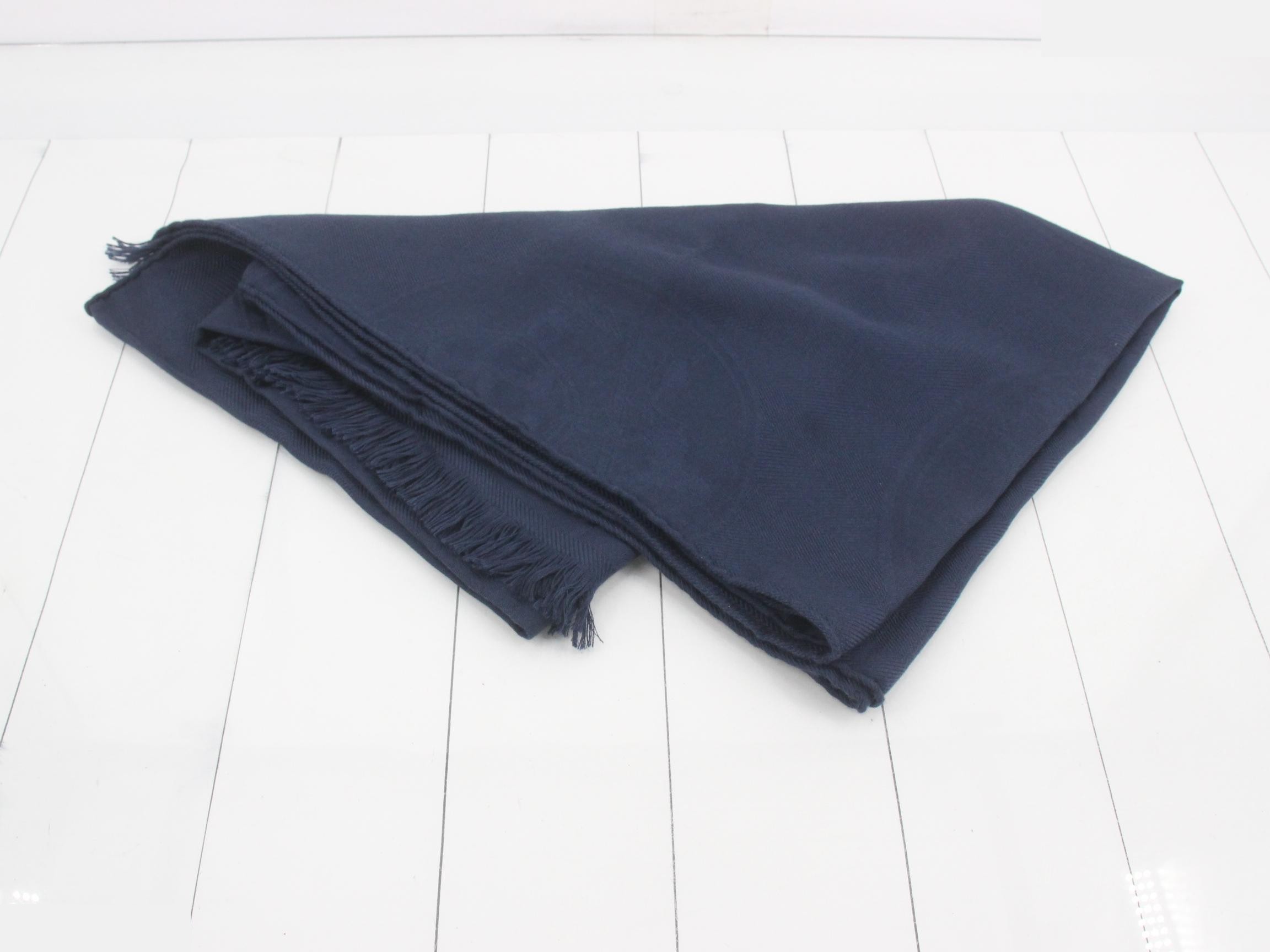 New Libris Cashmere Silk Large Stole — view 3