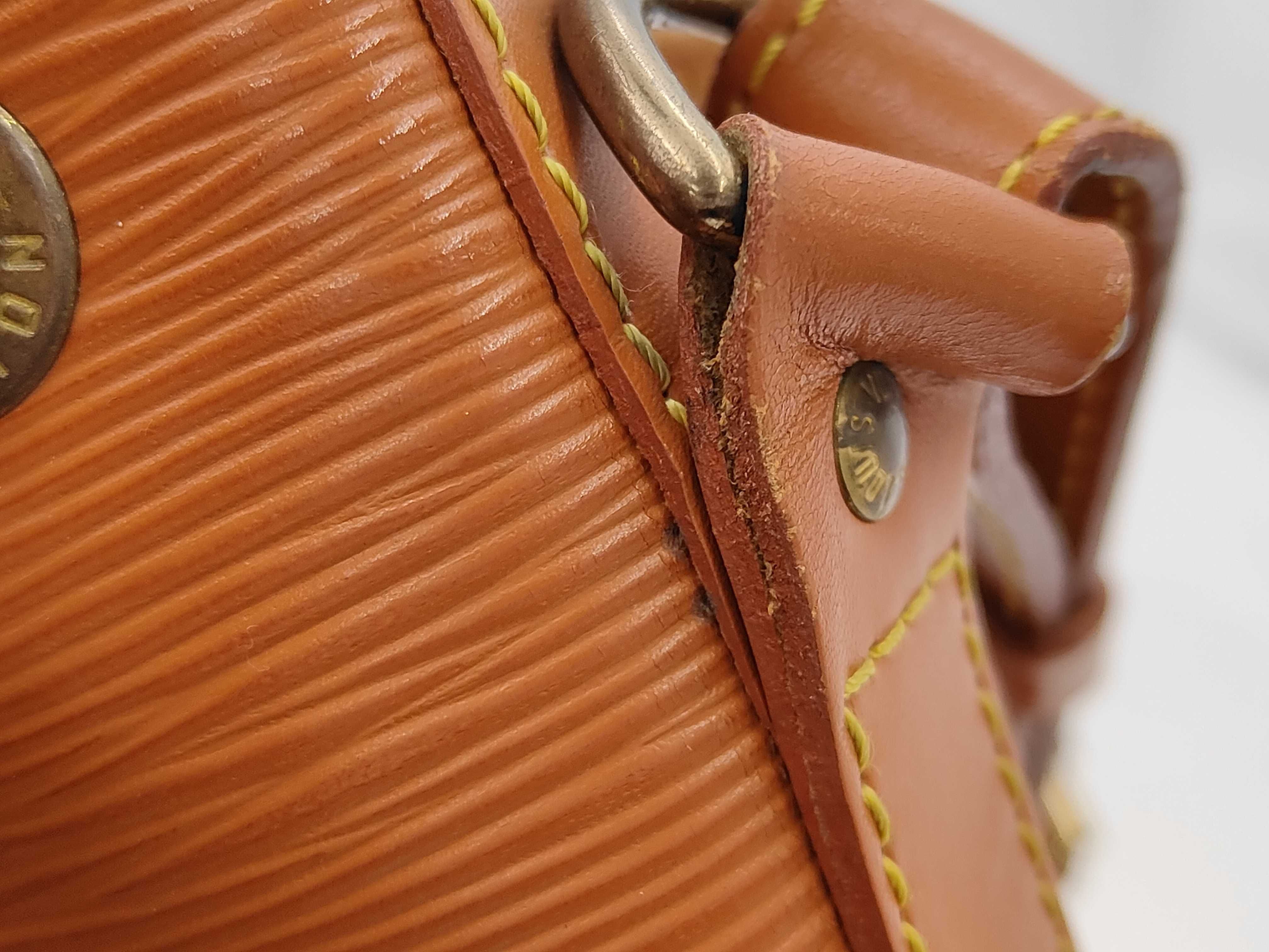 Epi M44003 Noé Shoulder Bag — view 3