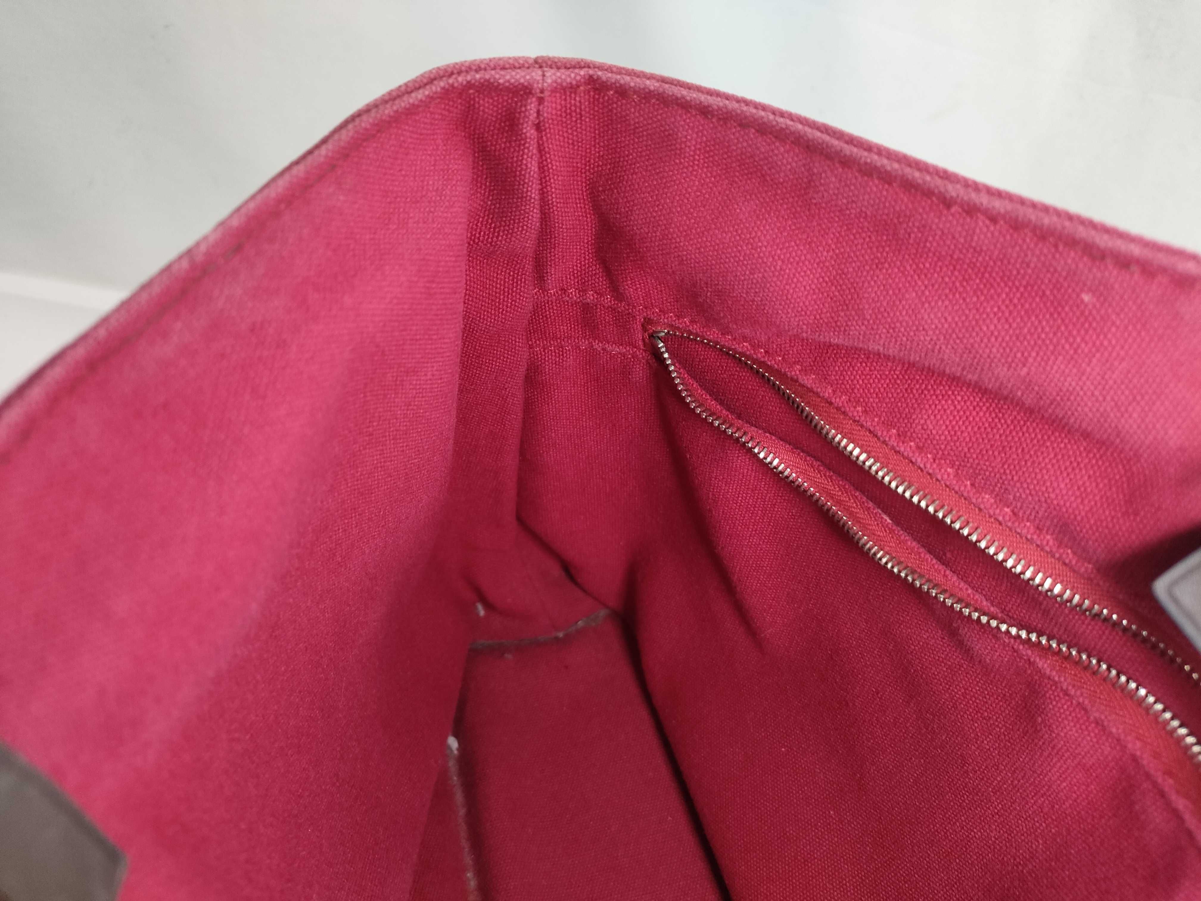 Troca Horizontal PM Handbag — view 10