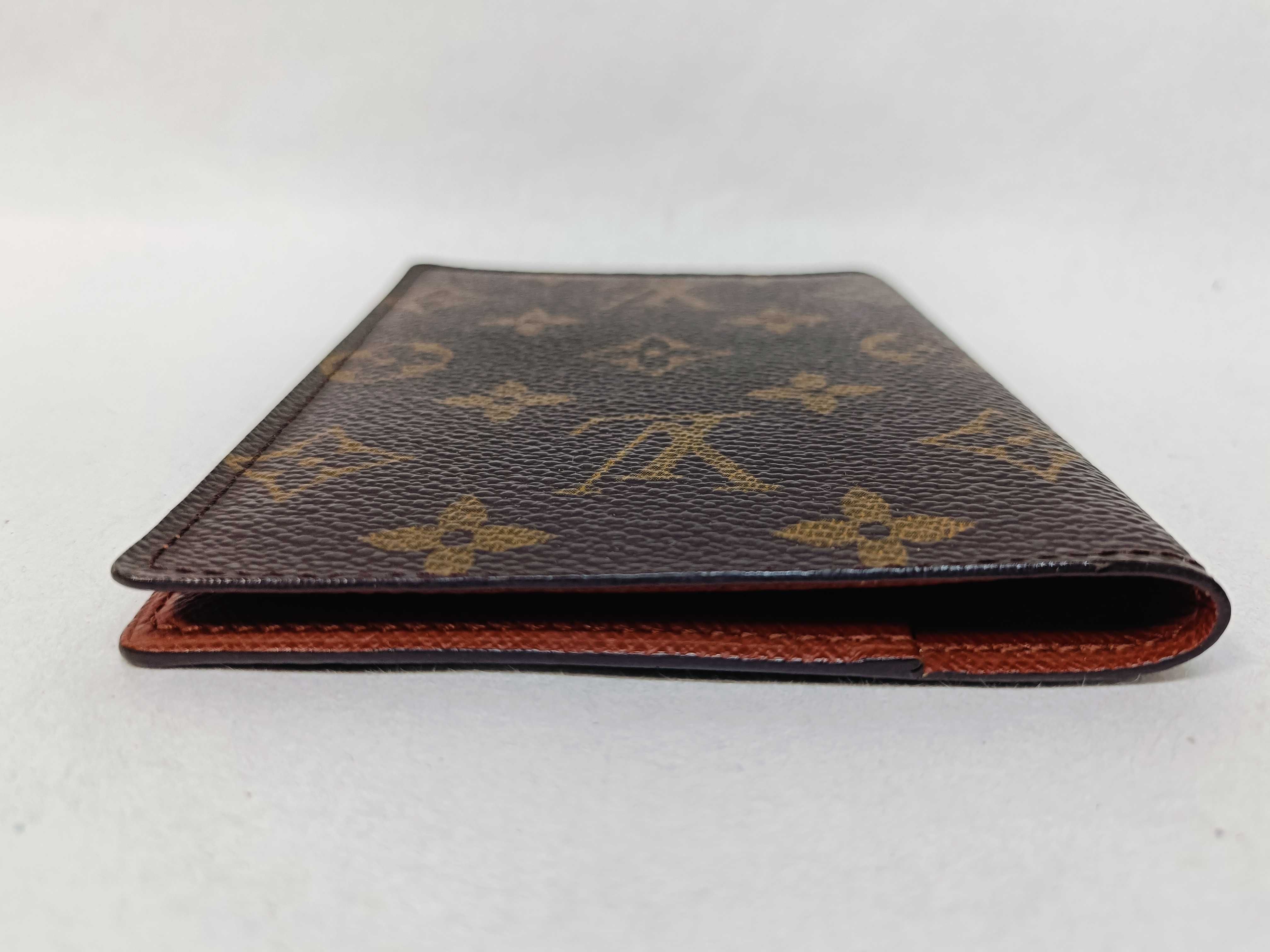Monogram M64502 Couverture Passport Card Case — view 6