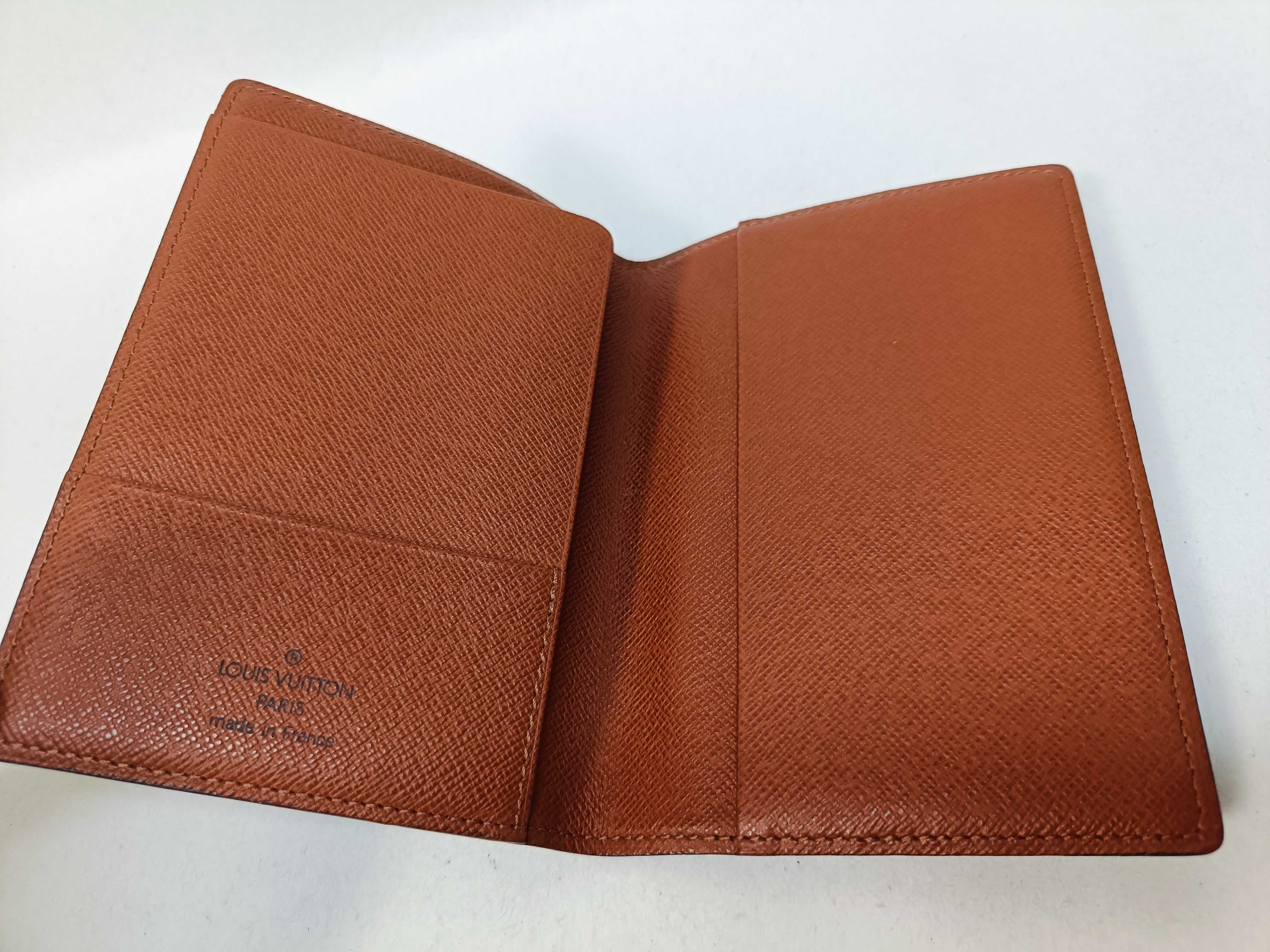 Monogram M64502 Couverture Passport Card Case — view 7