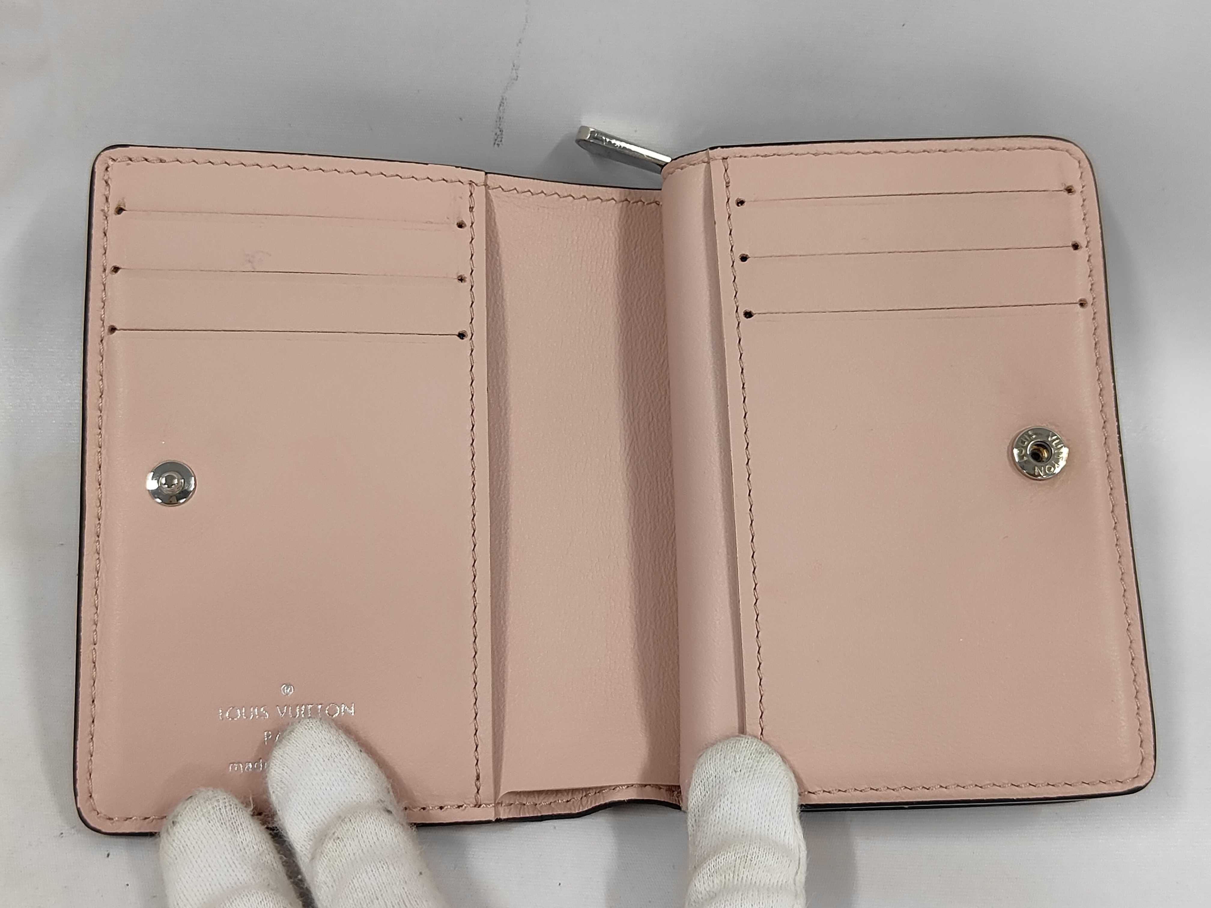 Monogram Mahina Portefeuille Claire Bi-fold Wallet (RFID detected) M80629 Wallet — view 7