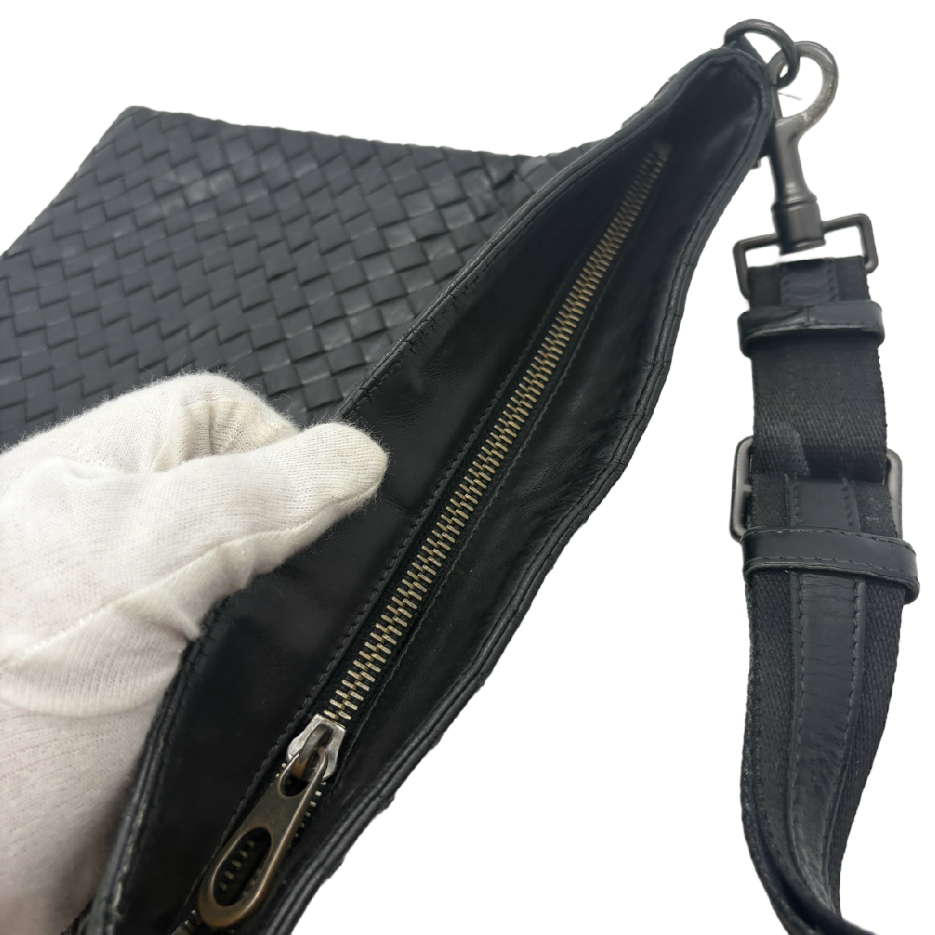 Intrecciato Woven Leather Shoulder Bag — view 9