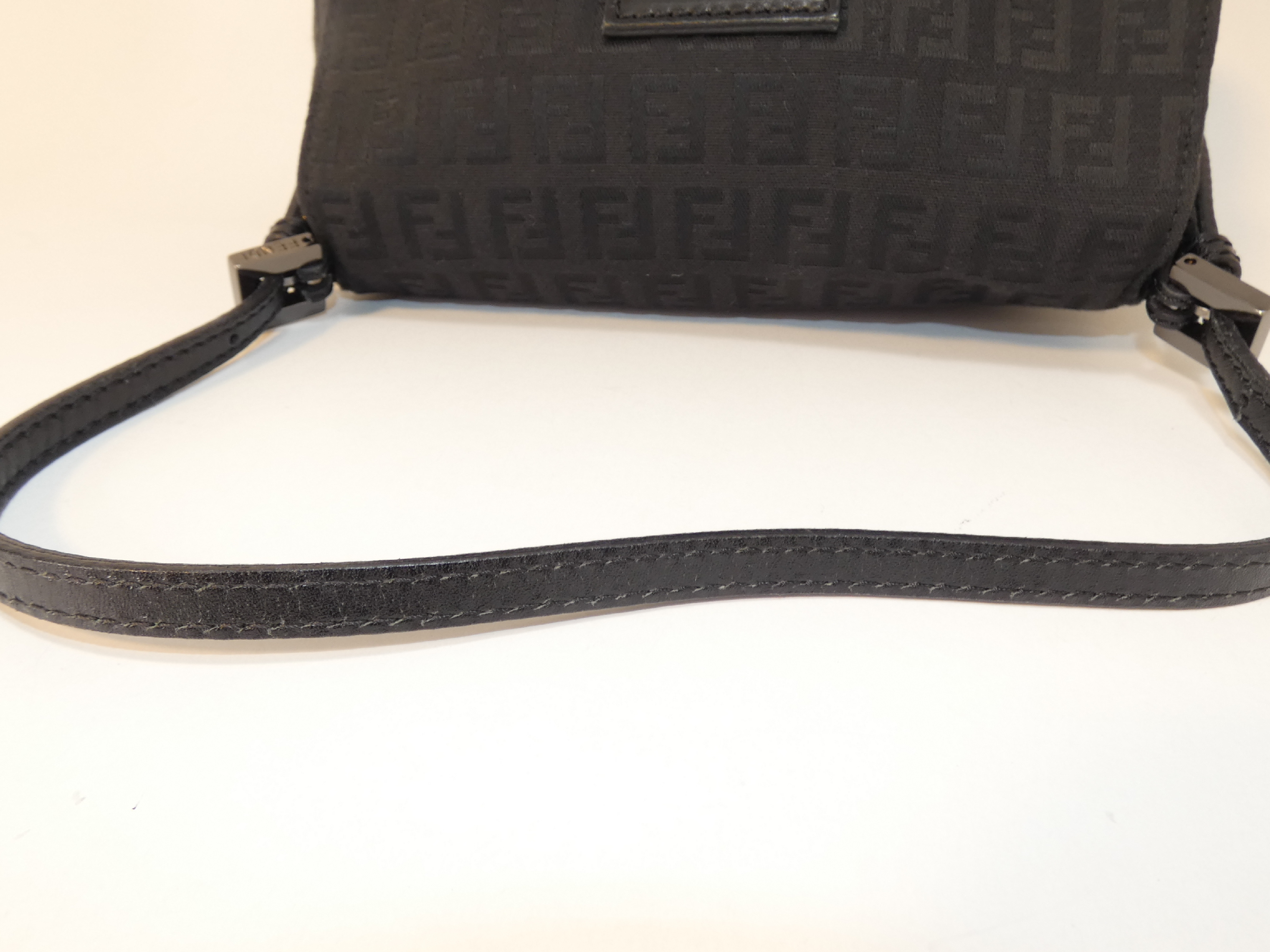 Zucchino Mini Mamma Black Mini Mamma Bucket Handbag — view 3