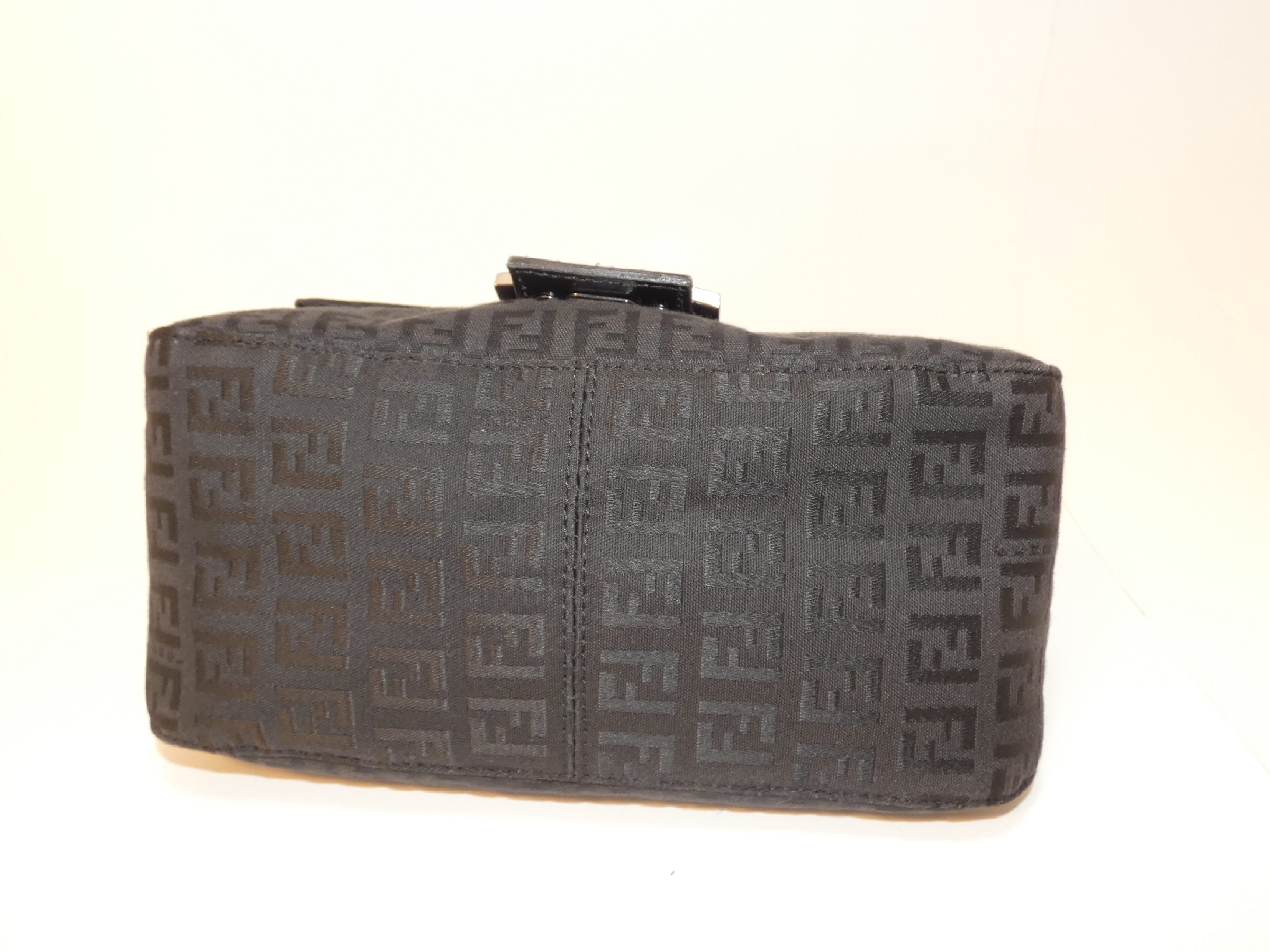 Zucchino Mini Mamma Black Mini Mamma Bucket Handbag — view 5