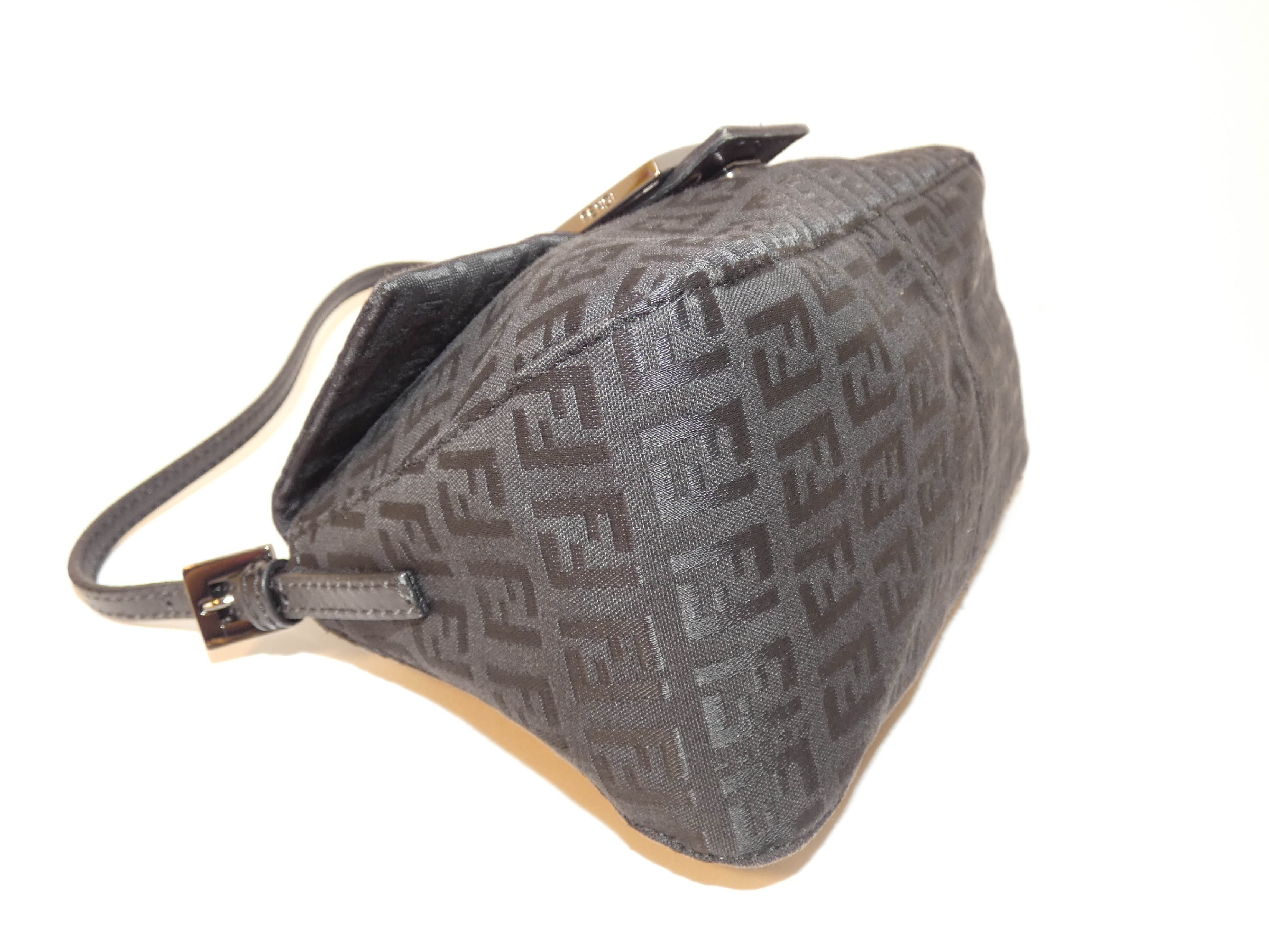 Zucchino Mini Mamma Black Mini Mamma Bucket Handbag — view 6