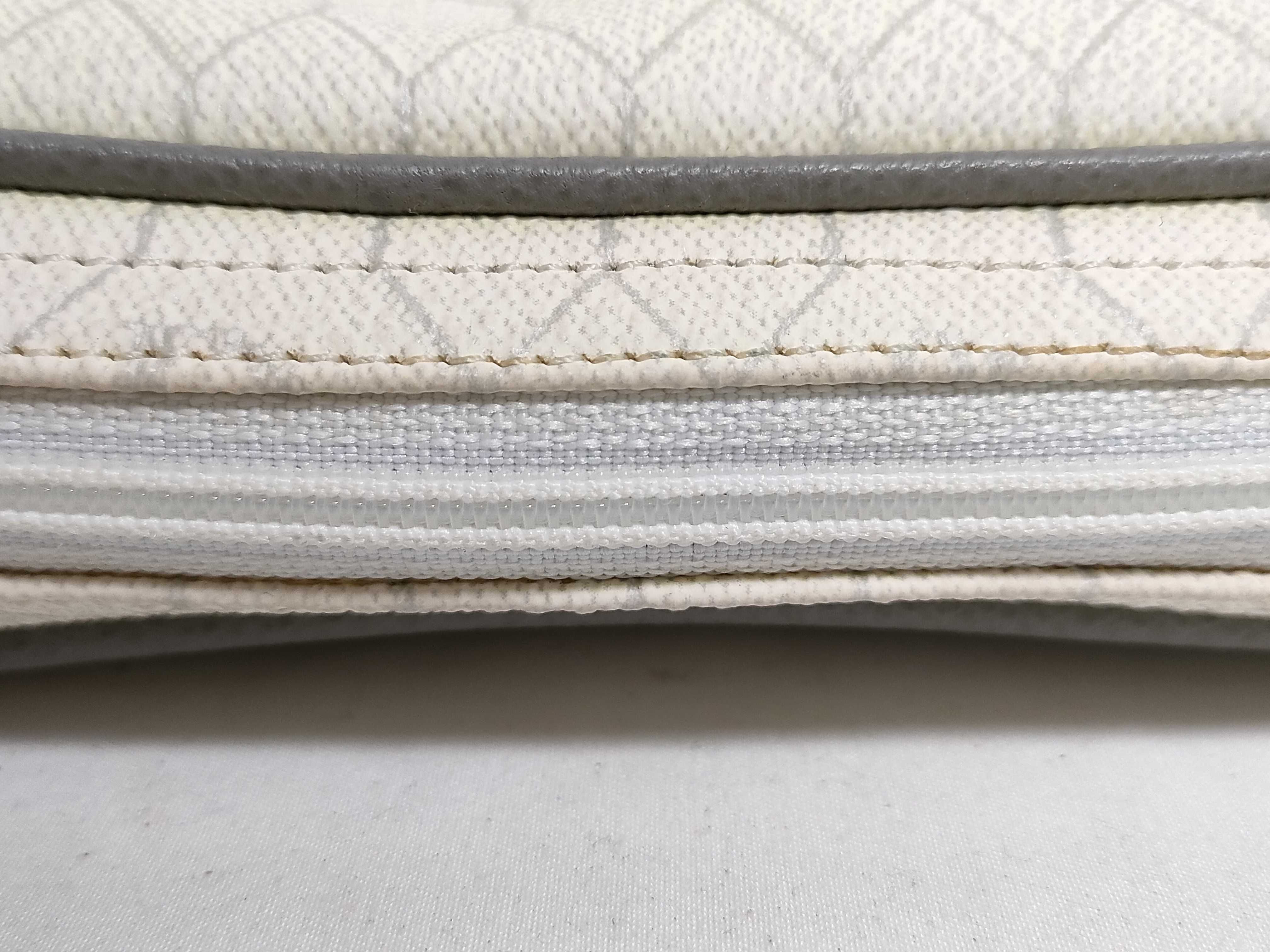 Vintage Shoulder Bag (Slightly Faded) — view 8
