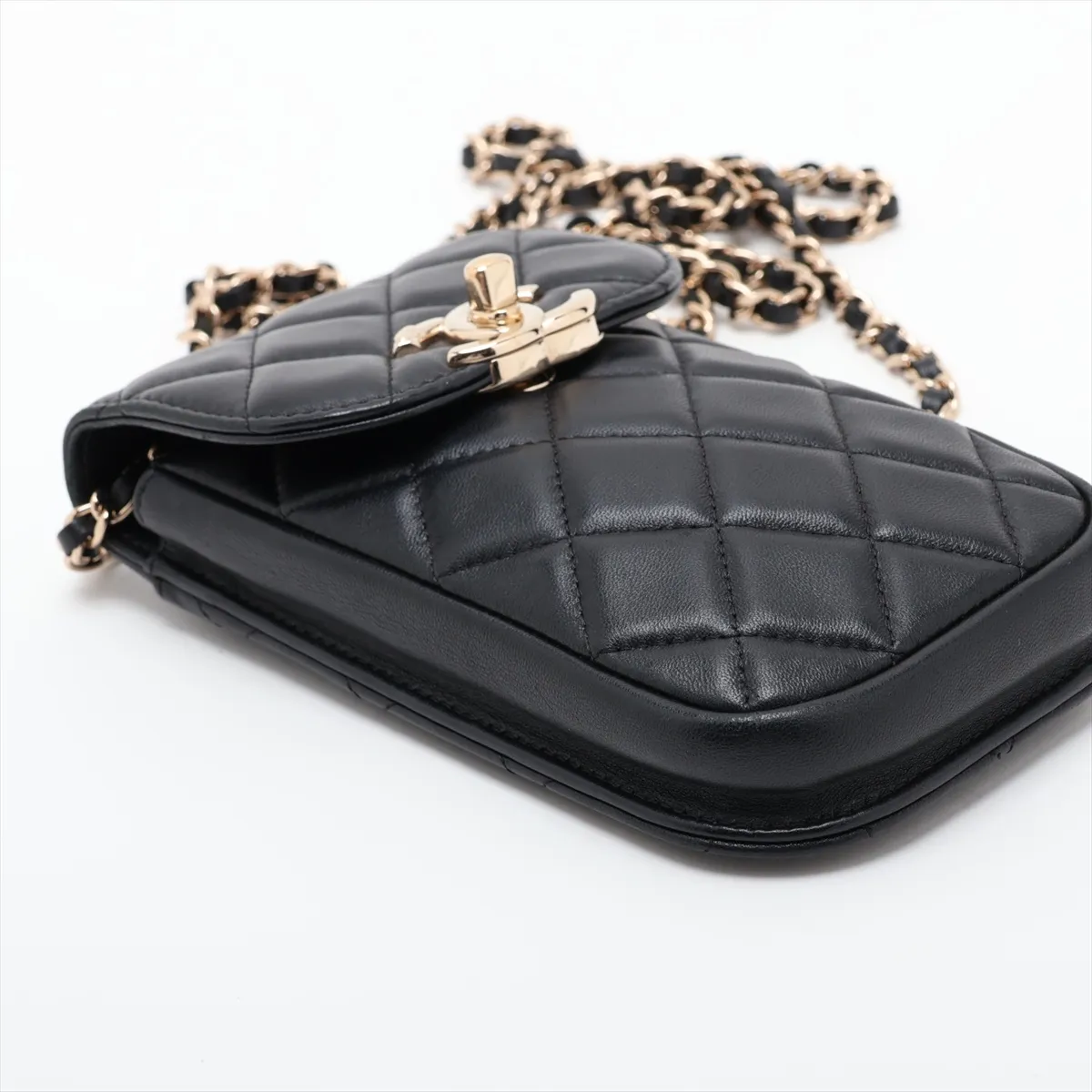 Matelassé Lambskin Chain Shoulder Bag Phone Case Black Gold Hardware 28717760 (Serial Number 28) — view 4