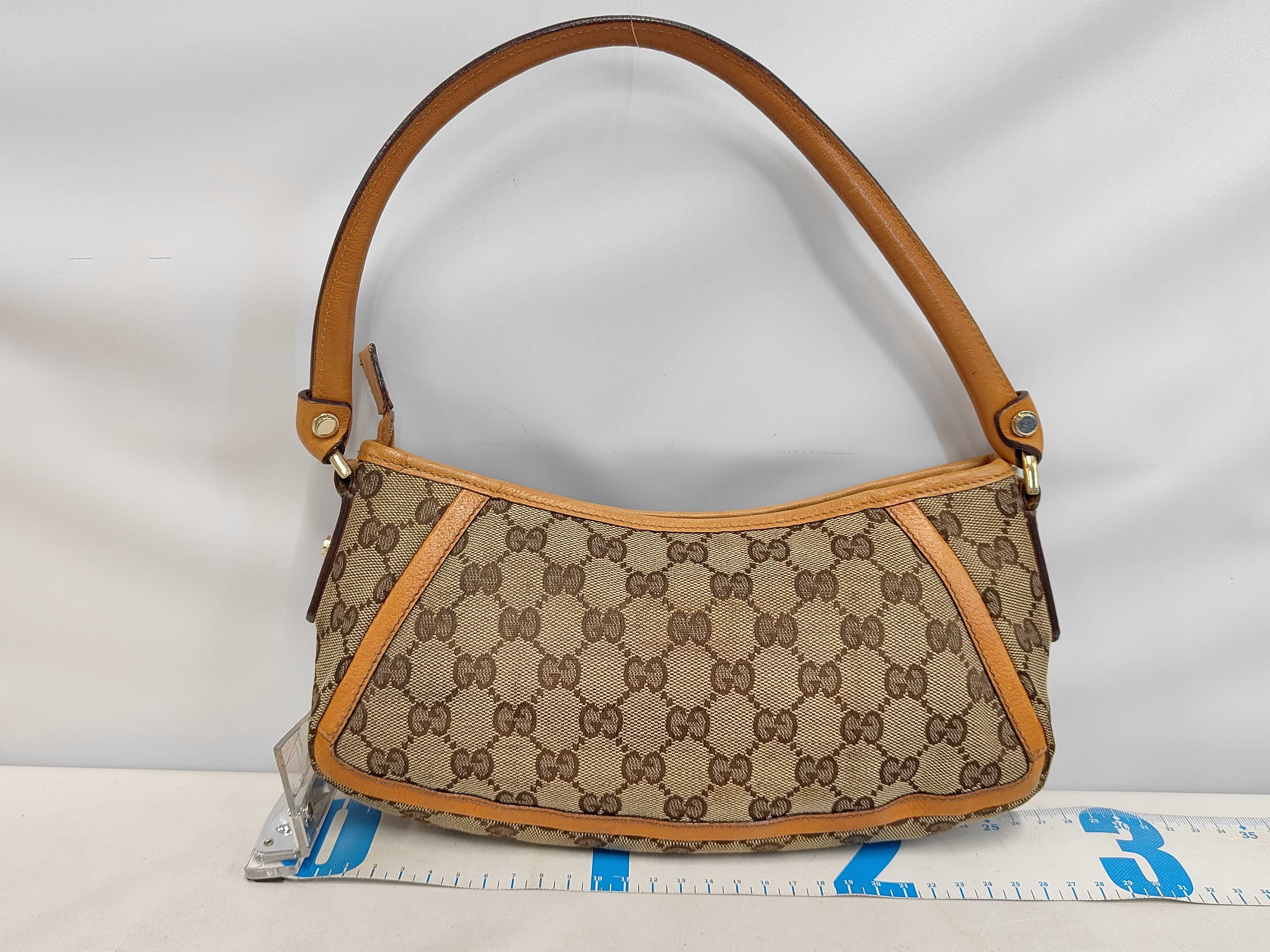 Abbey GG Canvas Handbag 130939 Handbag — view 2