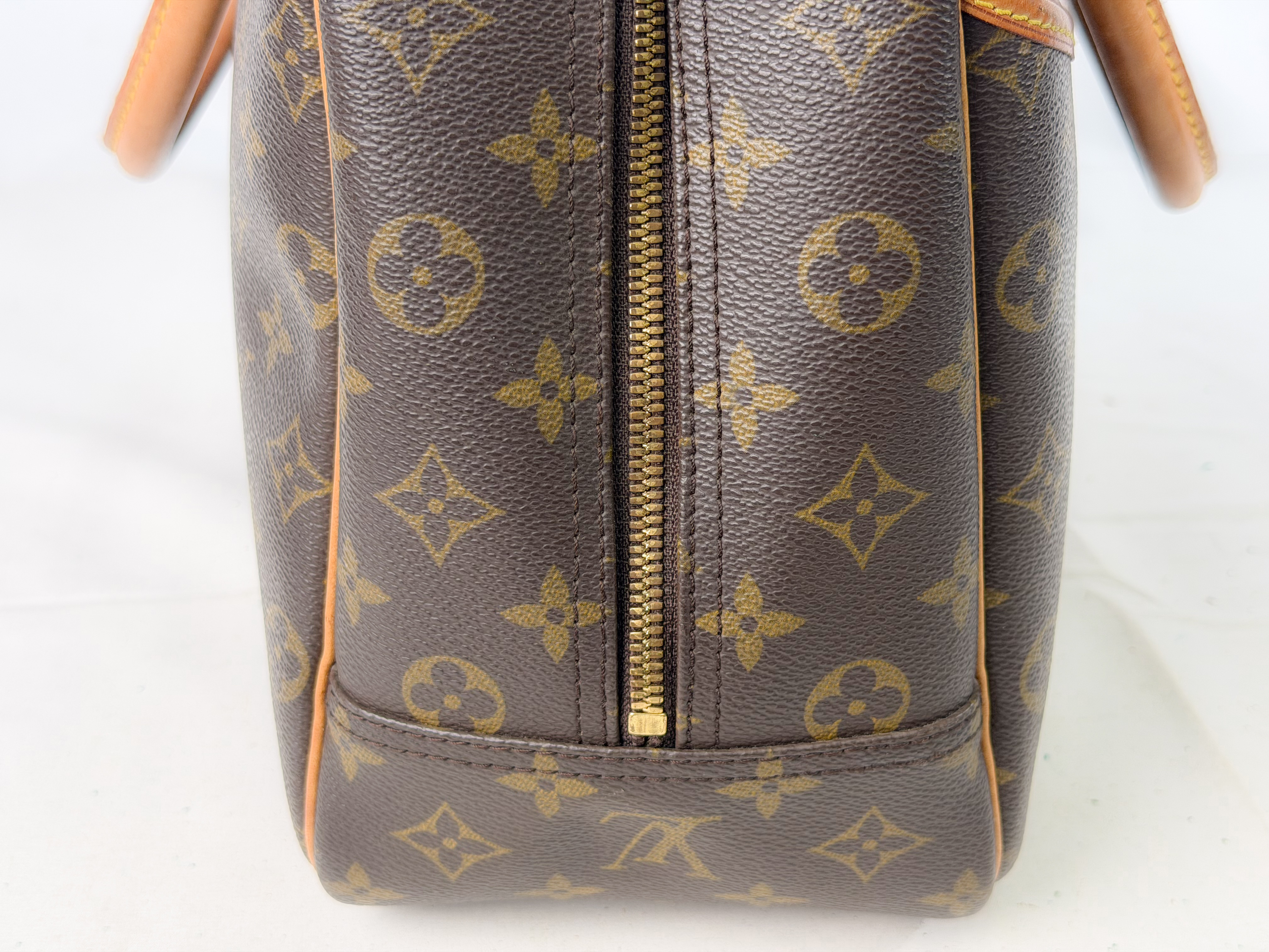 Monogram M47270 Deauville VI0988 Handbag — view 7