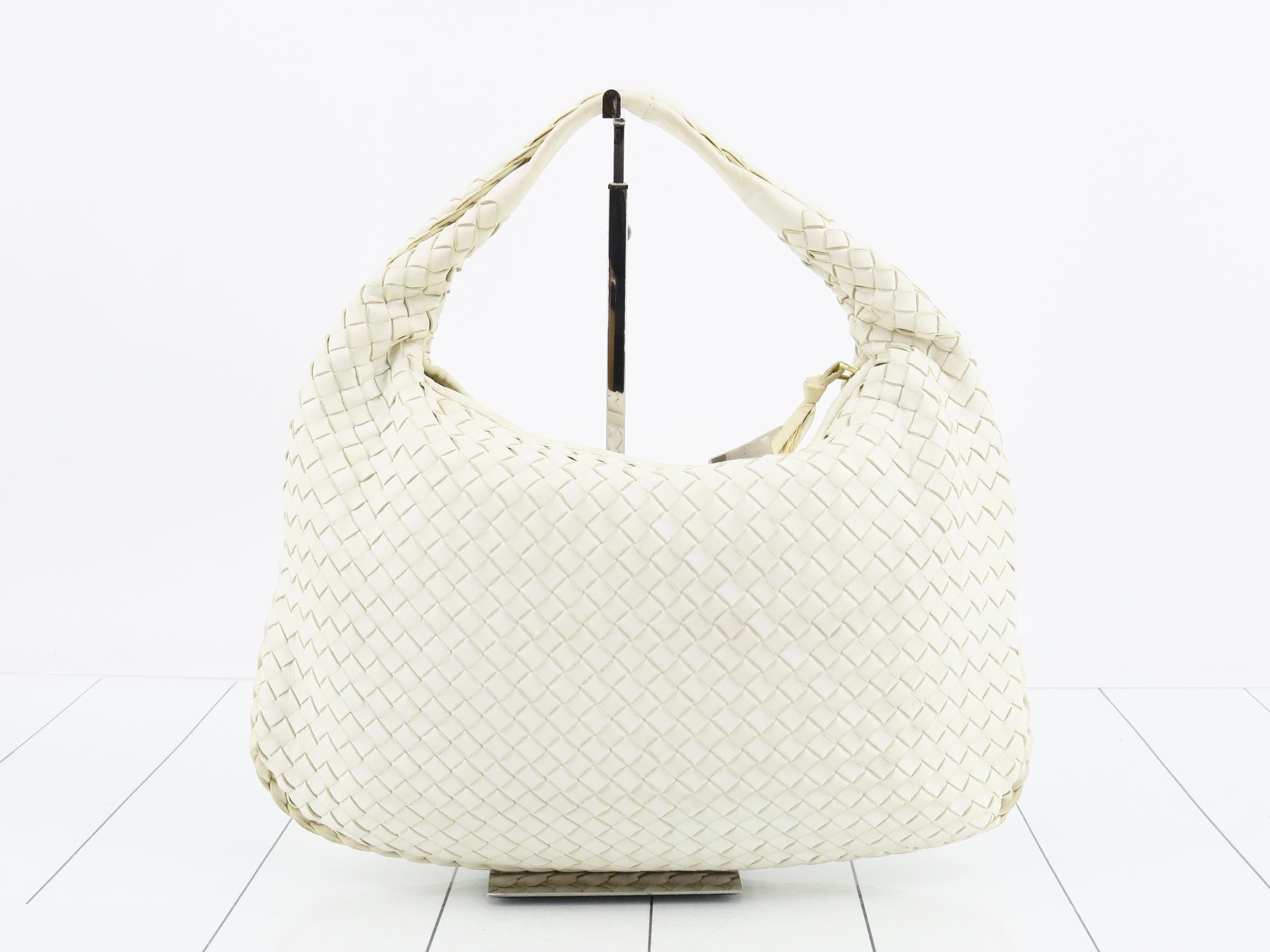 Intrecciato Hobo — view 2