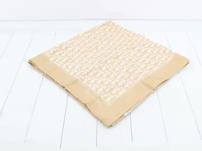 Trotter (accessories) / Scarves