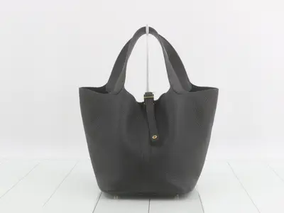 Picotin Lock MM handbag, black, gold hardware, B stamp.