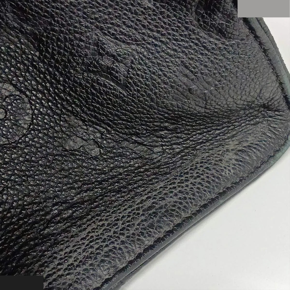 Monogram Empreinte OnTheGo RFID — view 10