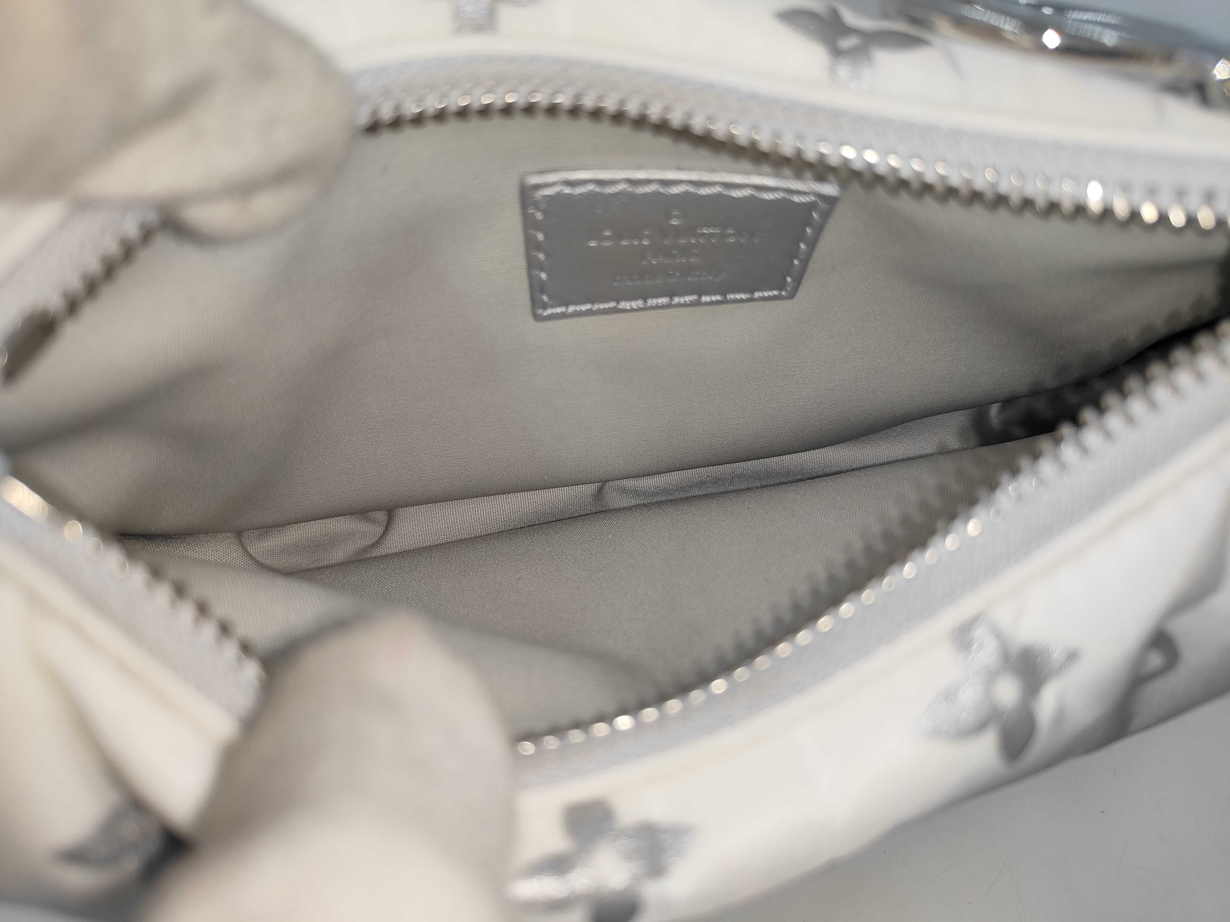 LV SKI Mini Moon M11896 Gray Handbag — view 8
