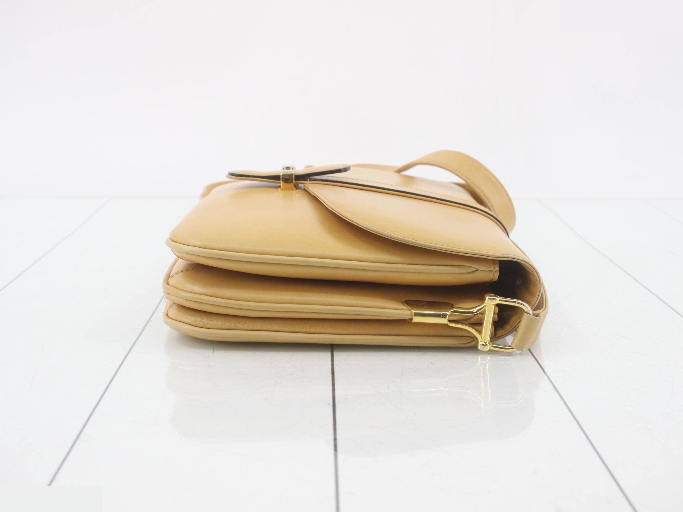 Leather shoulder bag — view 3