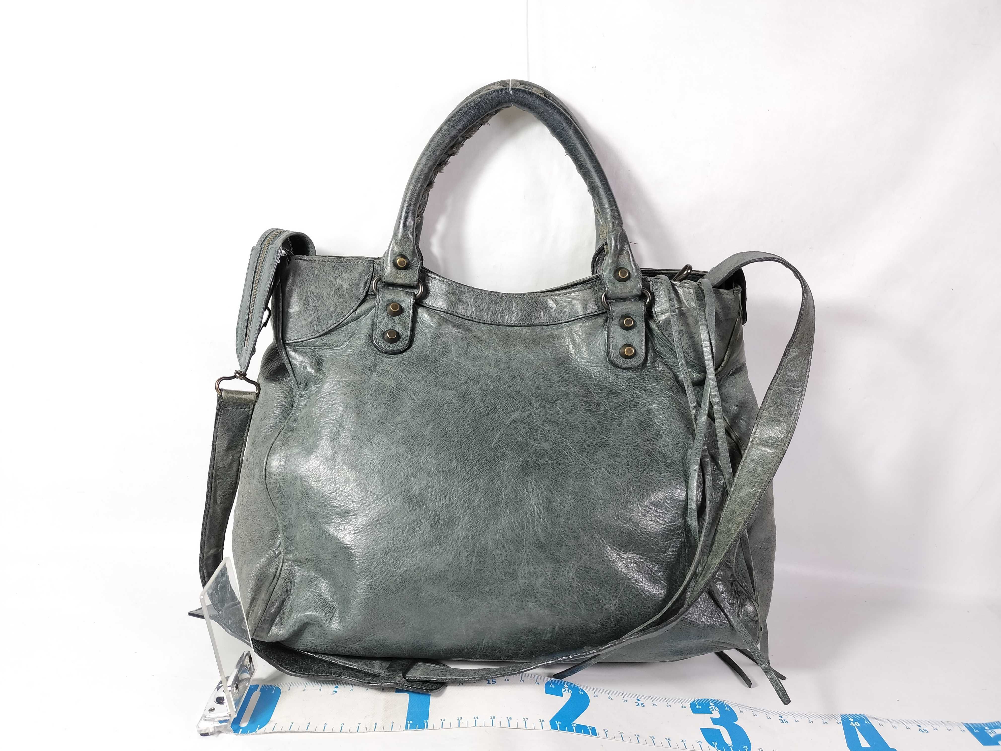 City Black 2-Way Bag Handbag — view 2