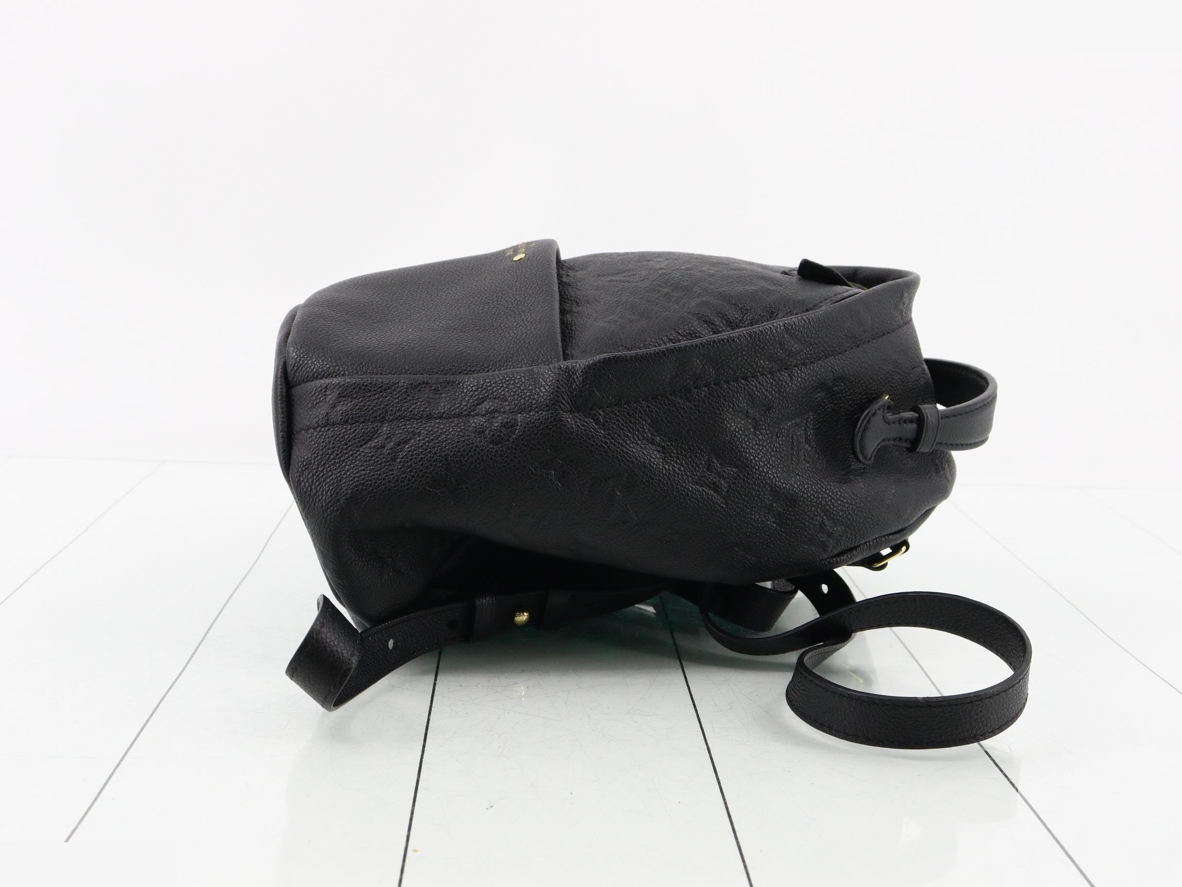 Backpack — view 3