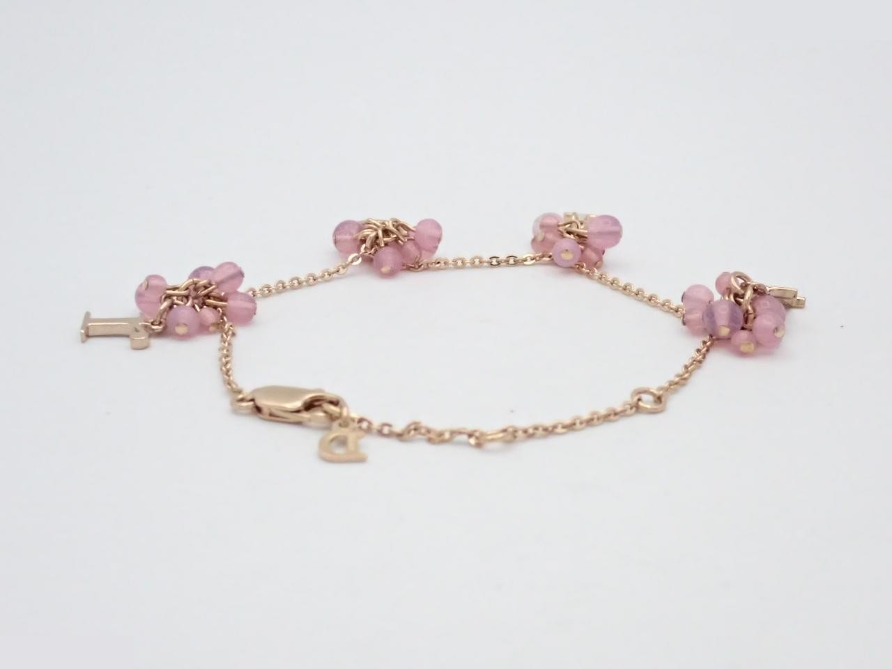 logo bead charm gold plated bracelet, wrist circumference approximately 21cm — view 2