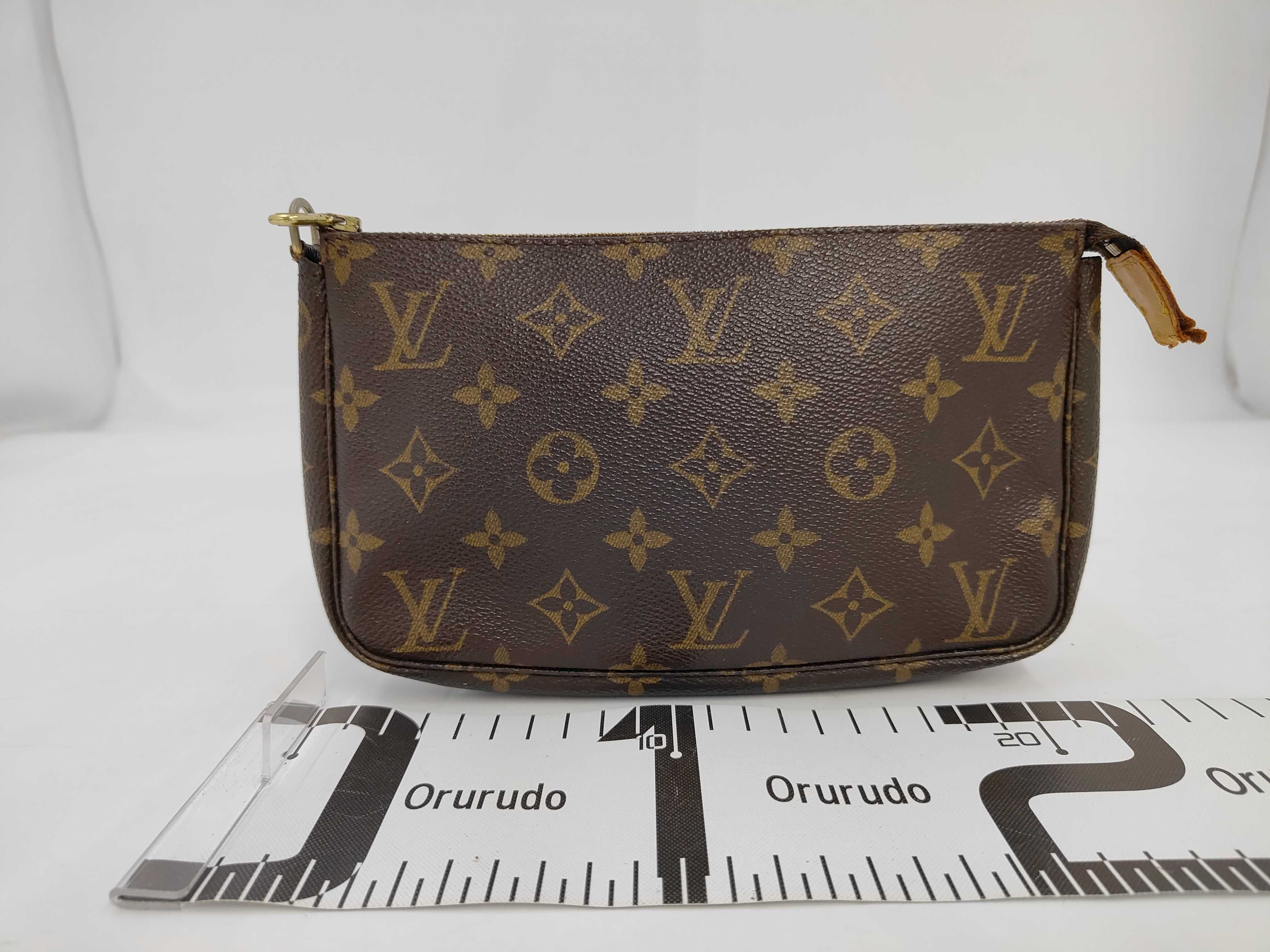 pouch — view 2