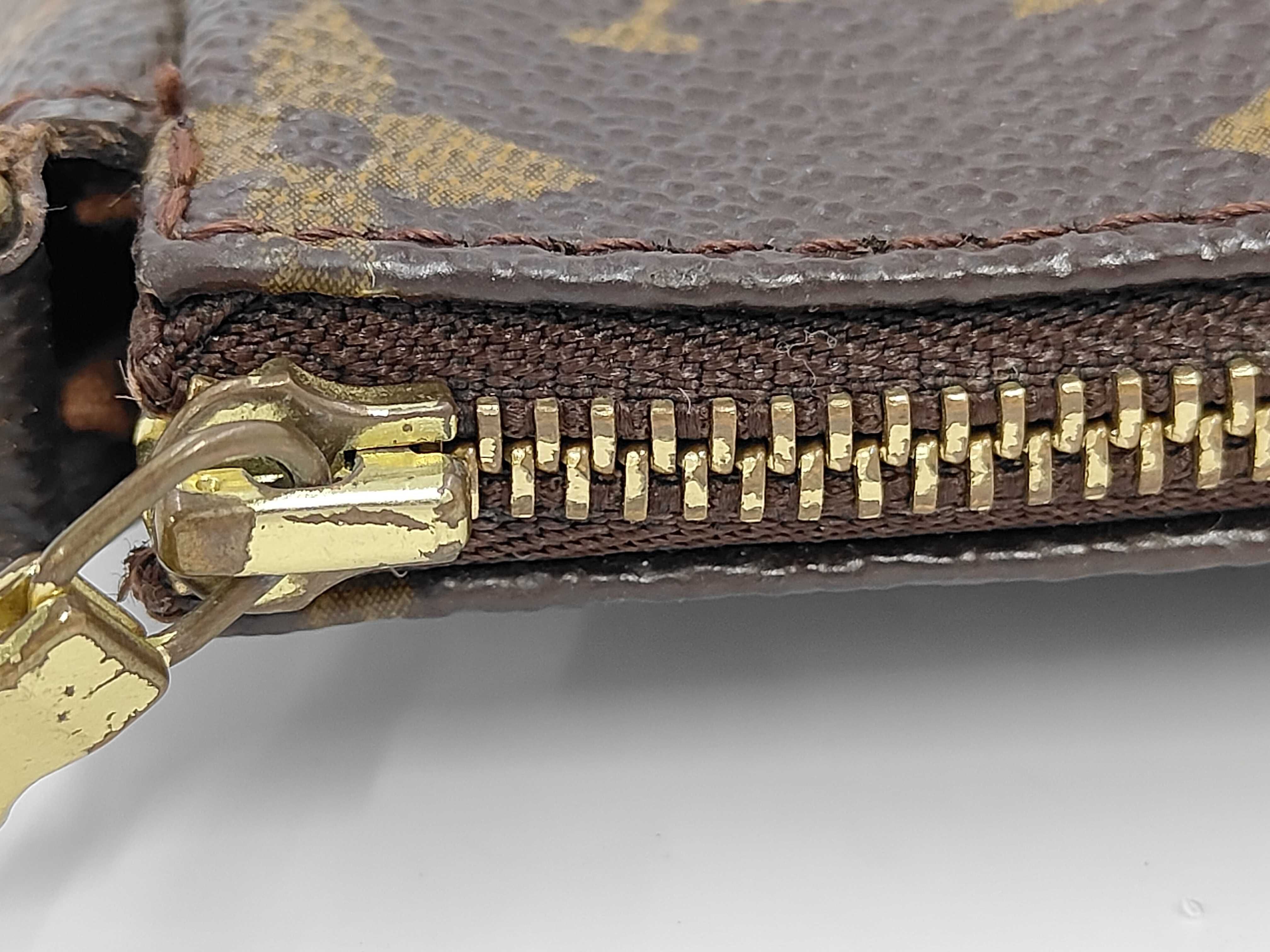pouch — view 4