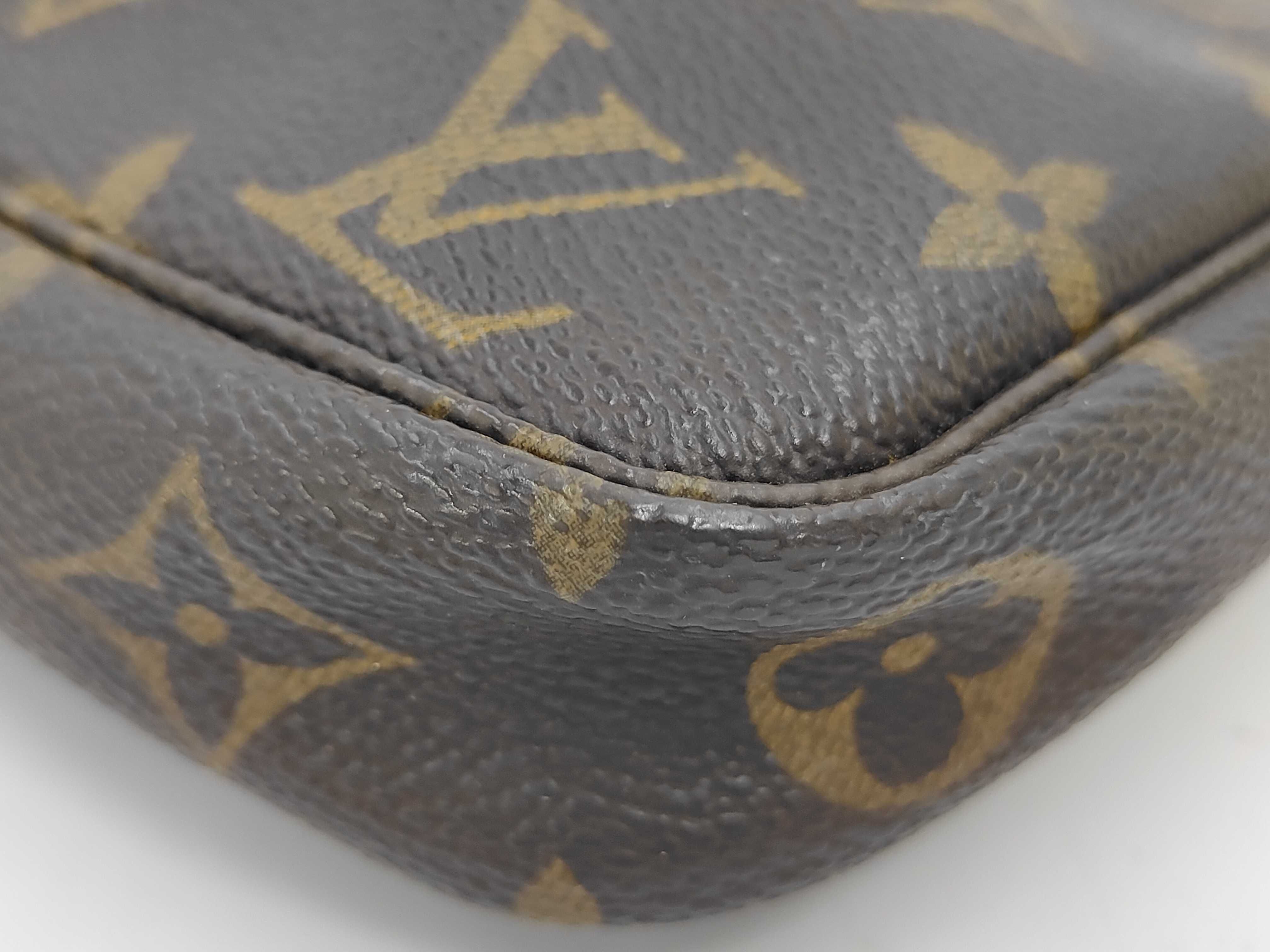 pouch — view 6