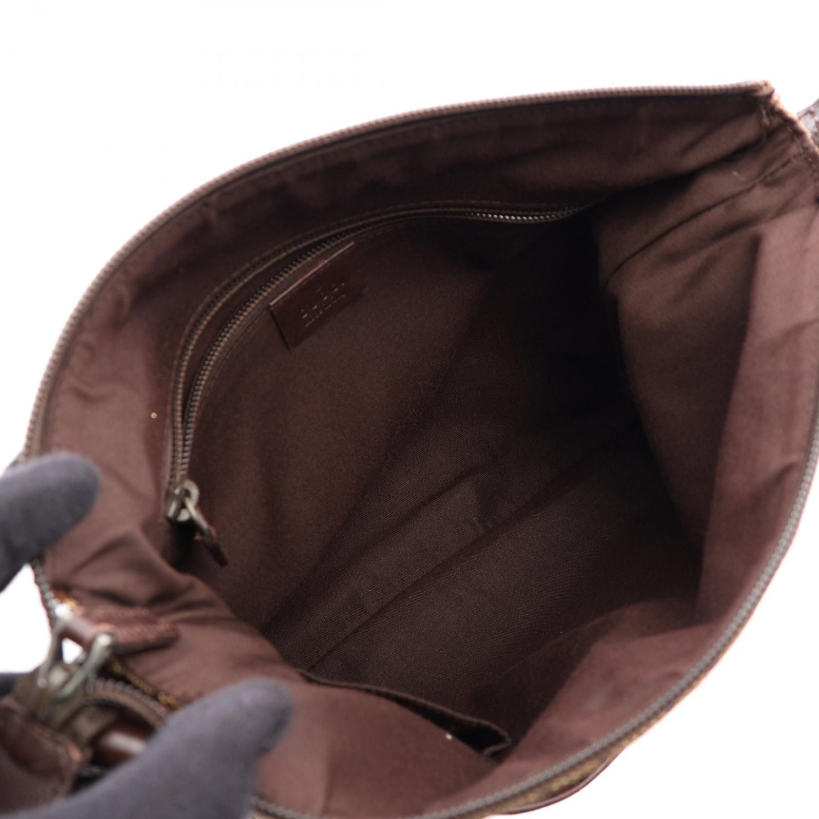 GG Canvas Messenger Bag — view 3
