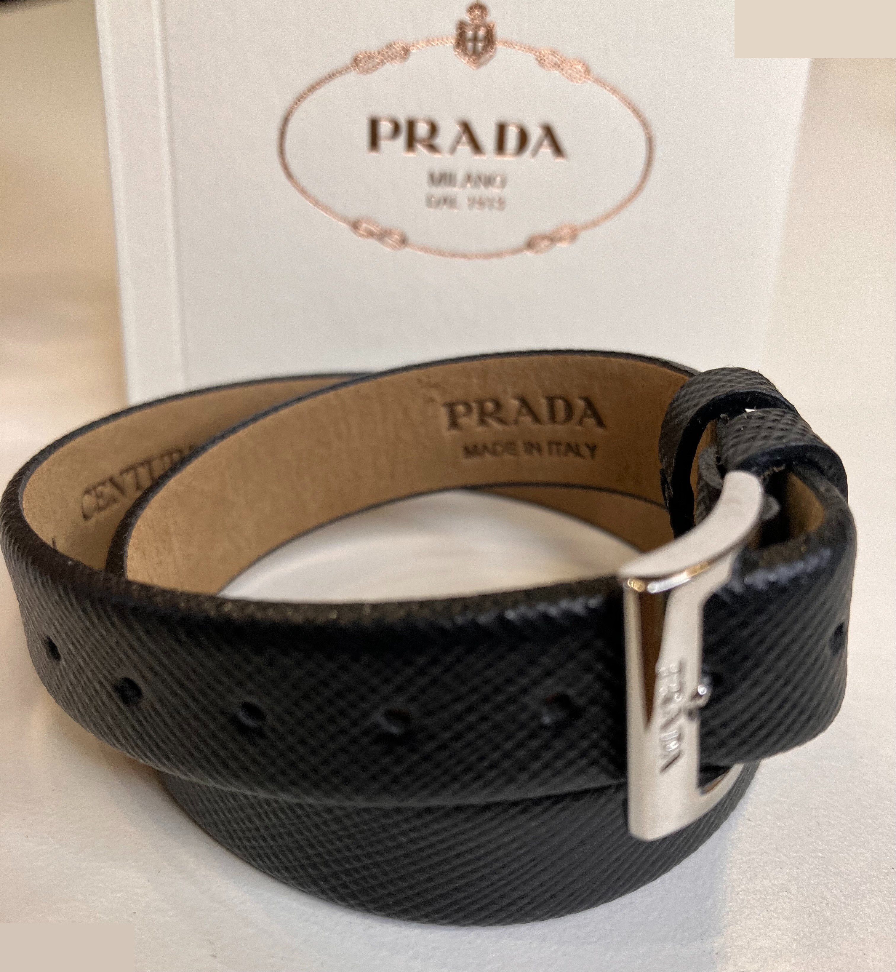 Other lines: Small items, accessories, bracelets, bangles (leather, fabric). — view 3