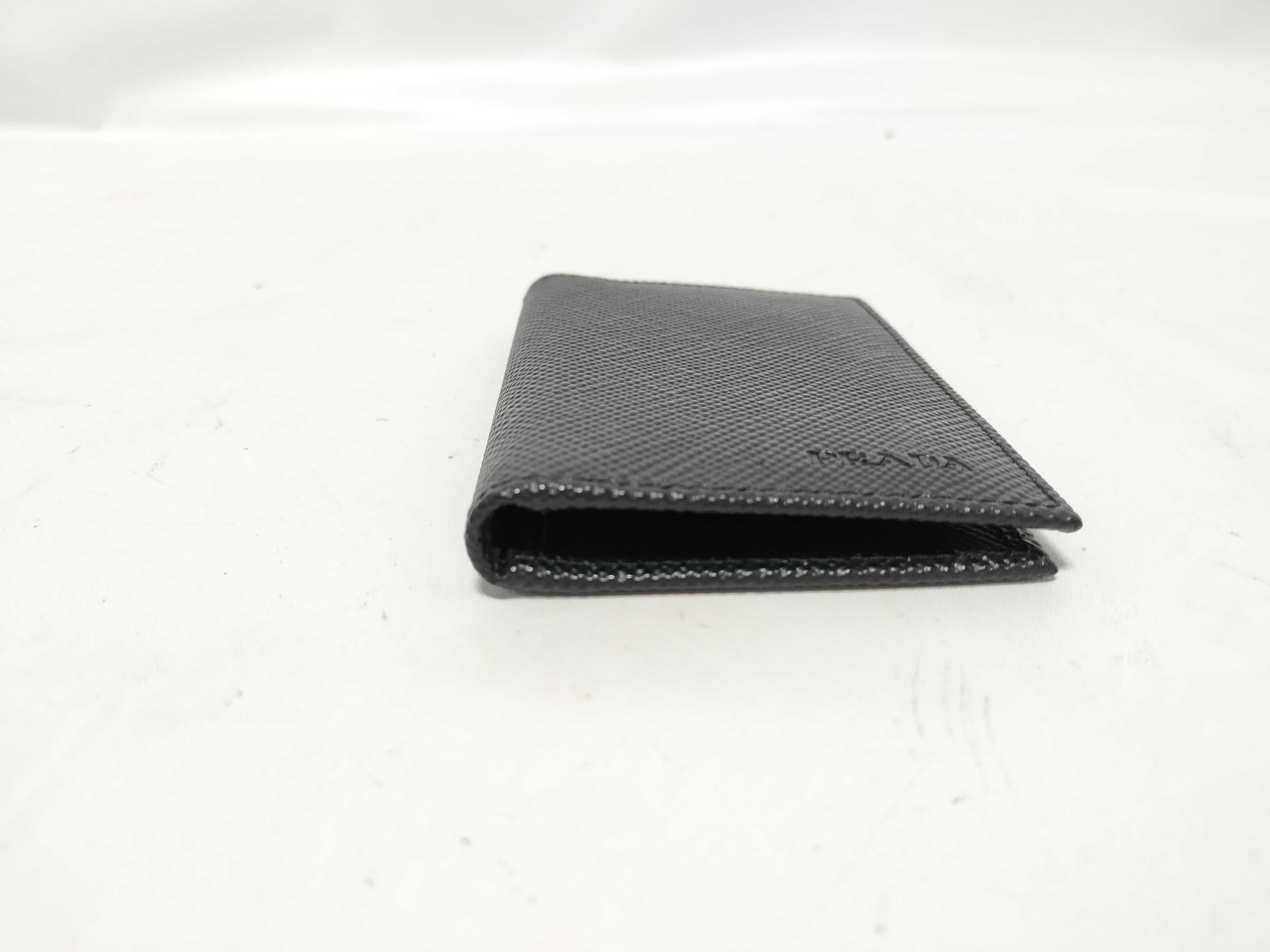 card case, bi-fold, Saffiano leather, 2MC101, black. (Card case, pass case, business card holder) — view 3