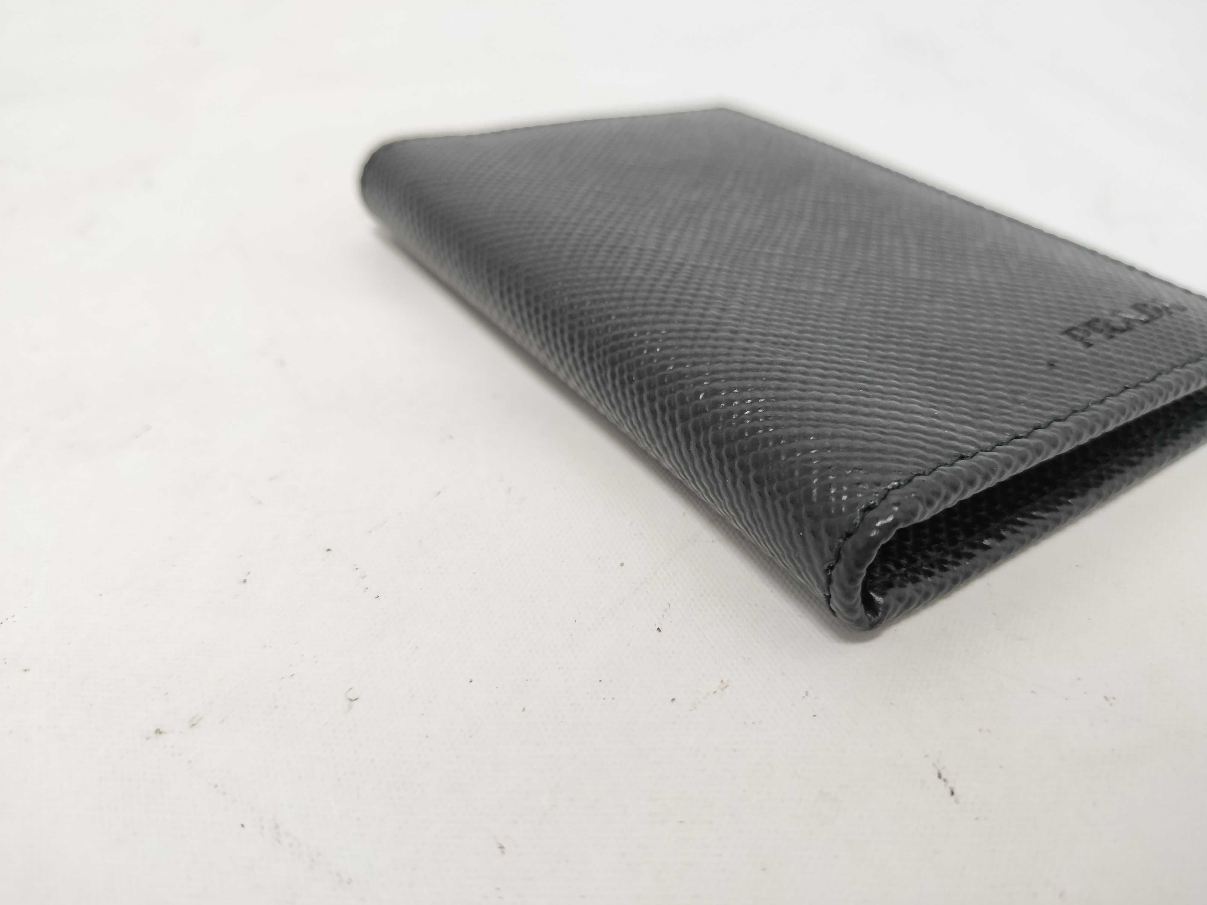 card case, bi-fold, Saffiano leather, 2MC101, black. (Card case, pass case, business card holder) — view 6