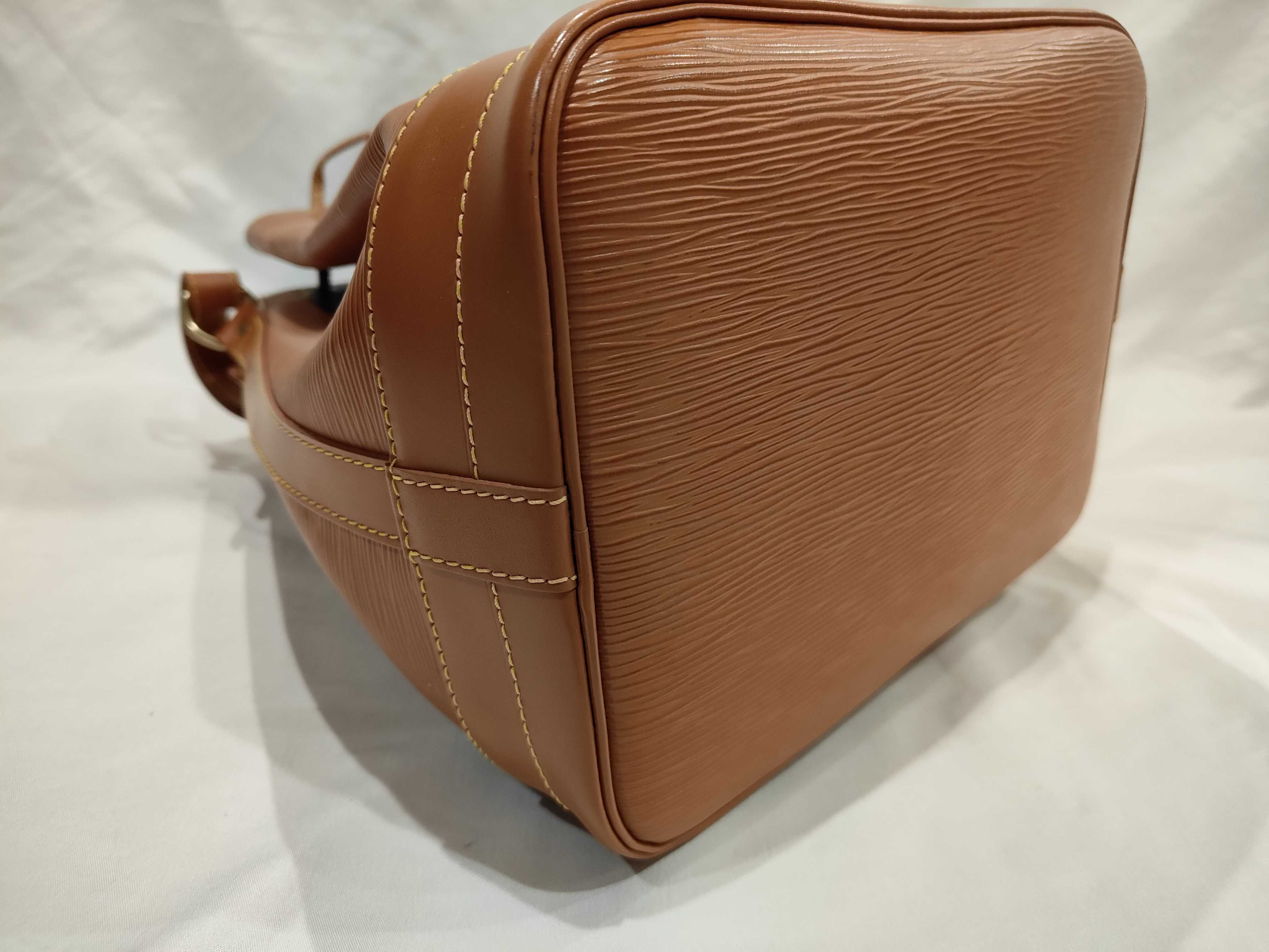 Epi Noé Shoulder Bag — view 4