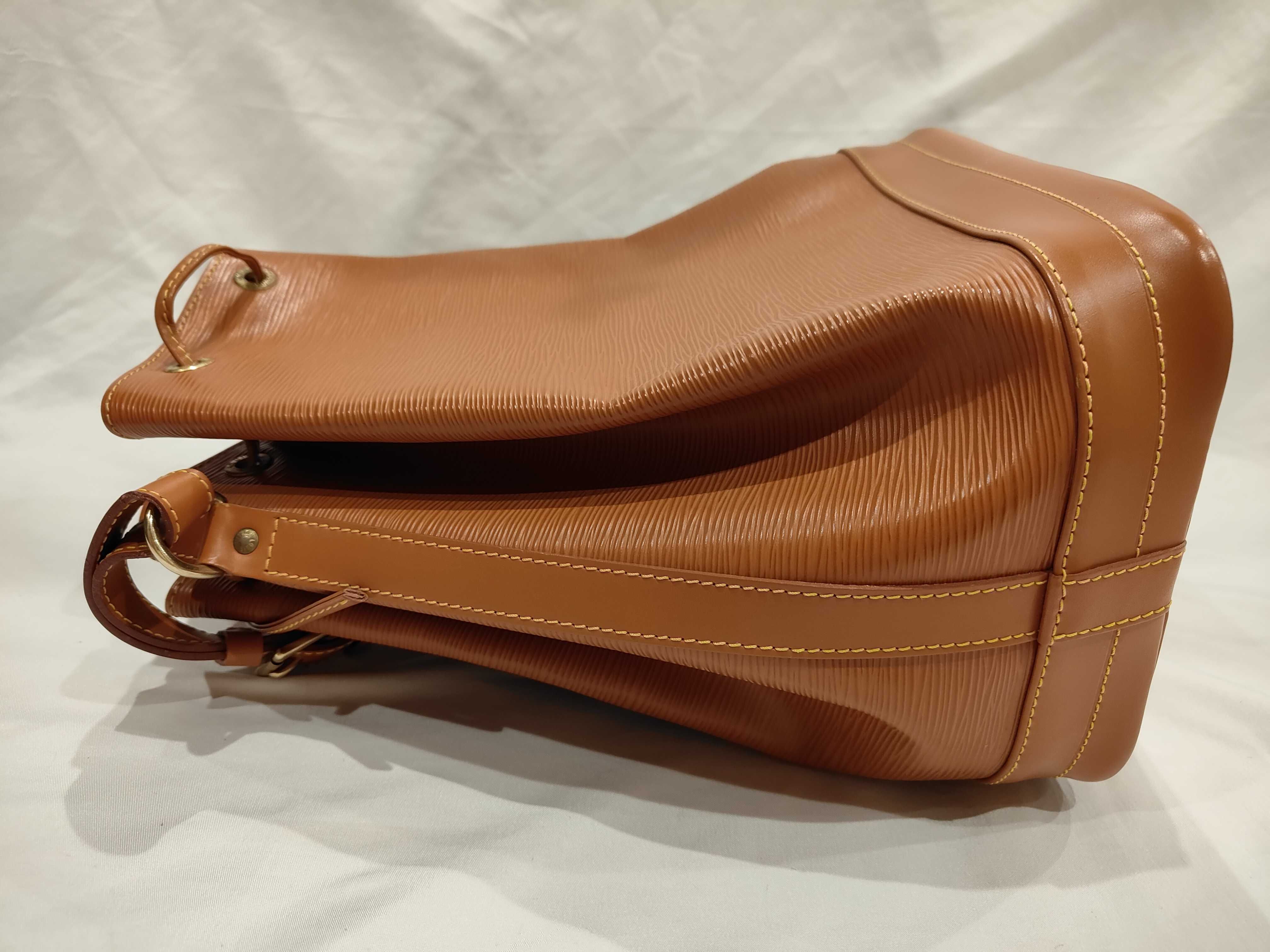Epi Noé Shoulder Bag — view 5