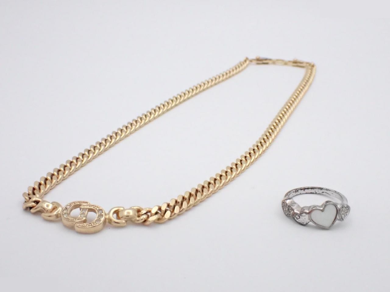 Total of 2 items: 1 necklace, 1 ring