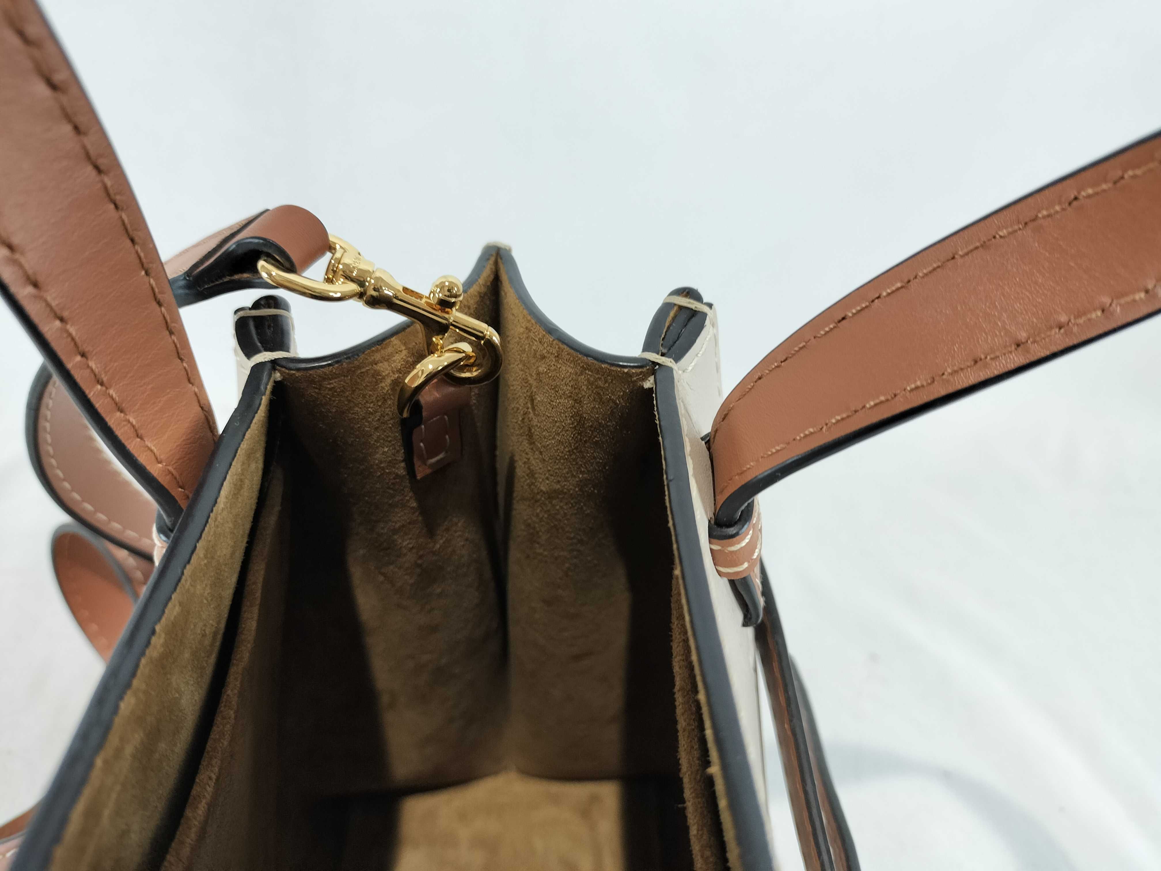 Gate Leather 2-way Shoulder Bag — view 10