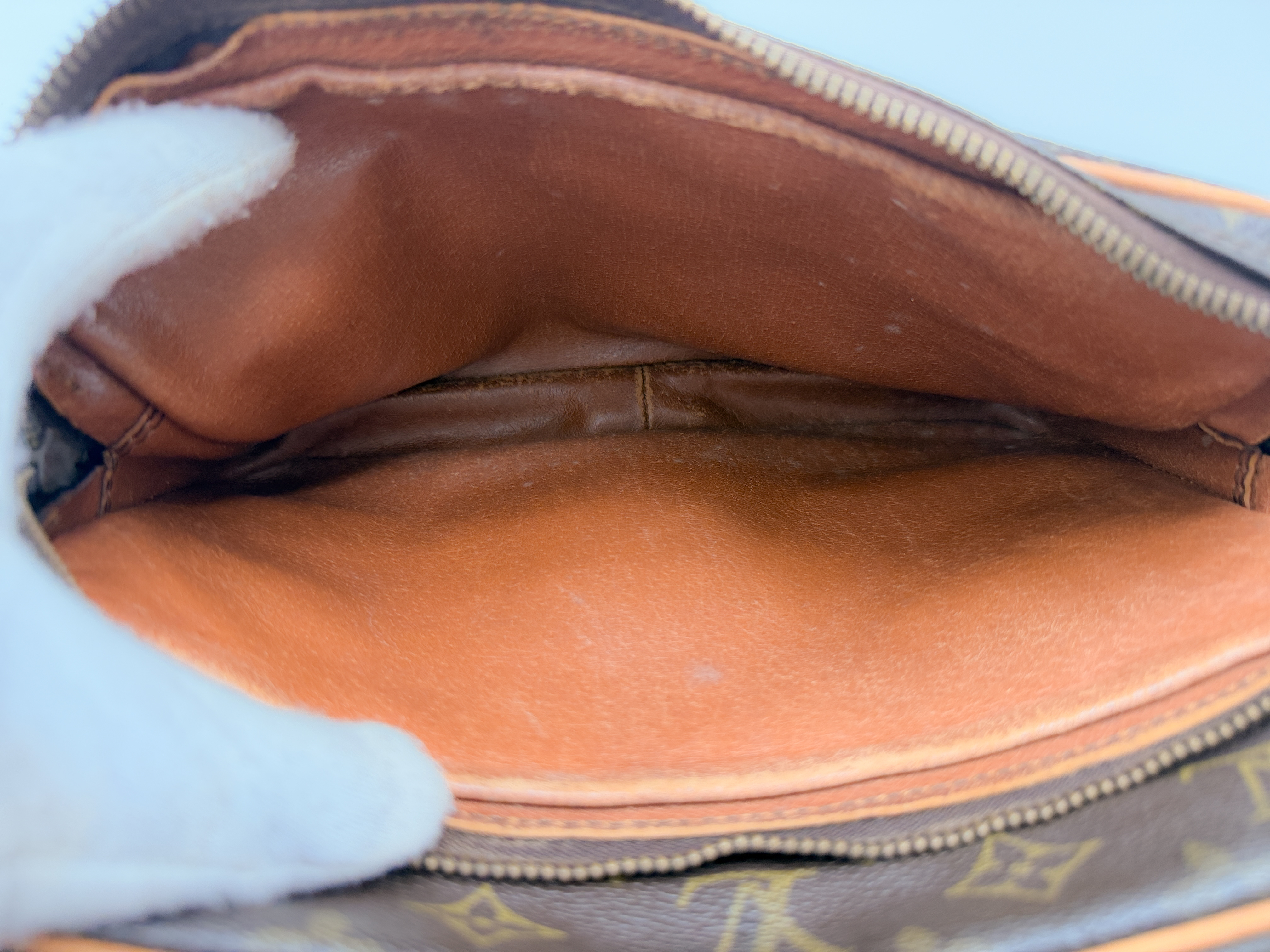 Monogram M45244 Nile Shoulder Bag (No Stickiness) — view 13
