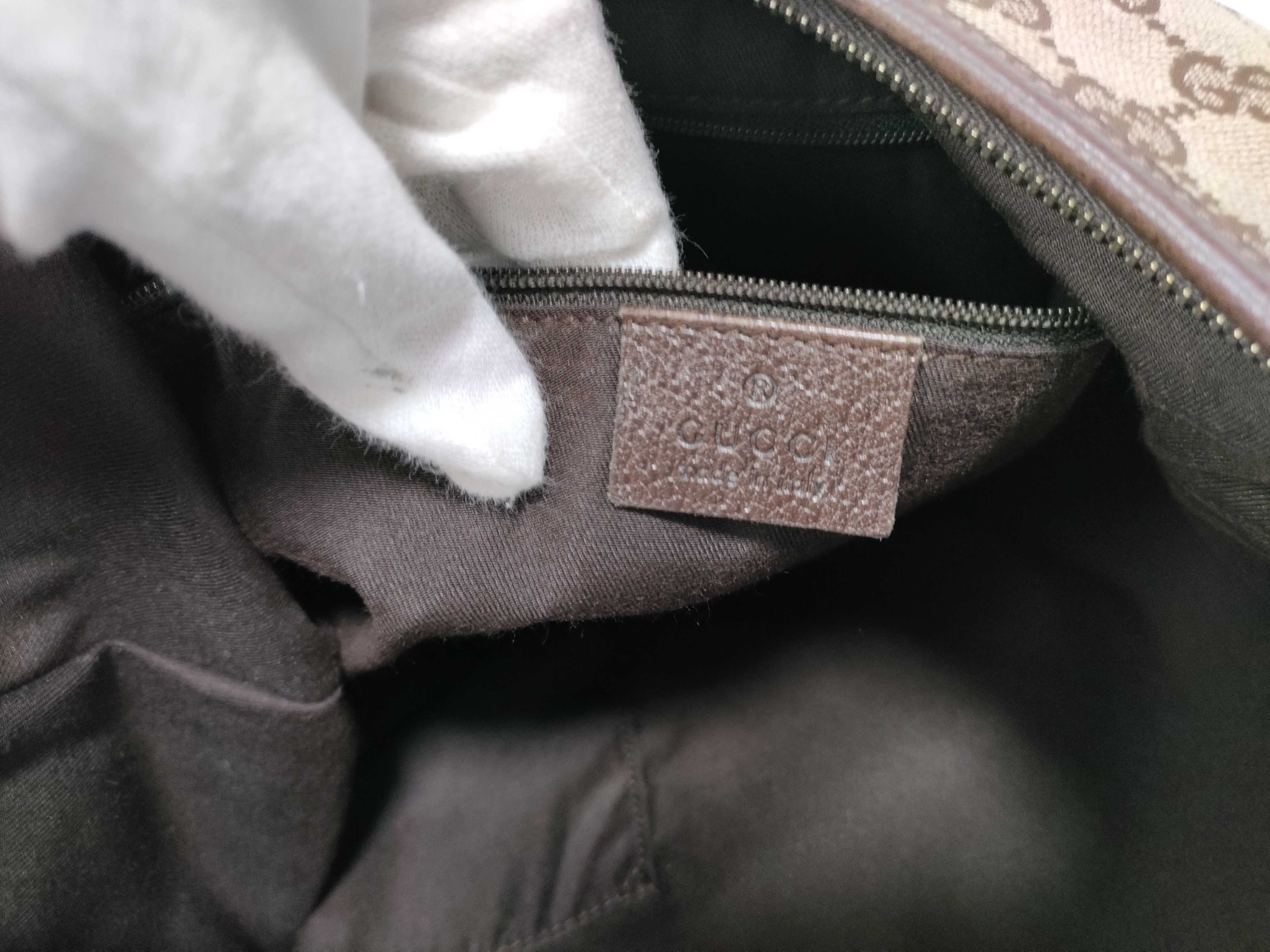 GG Canvas Abbey Shoulder Bag — view 15