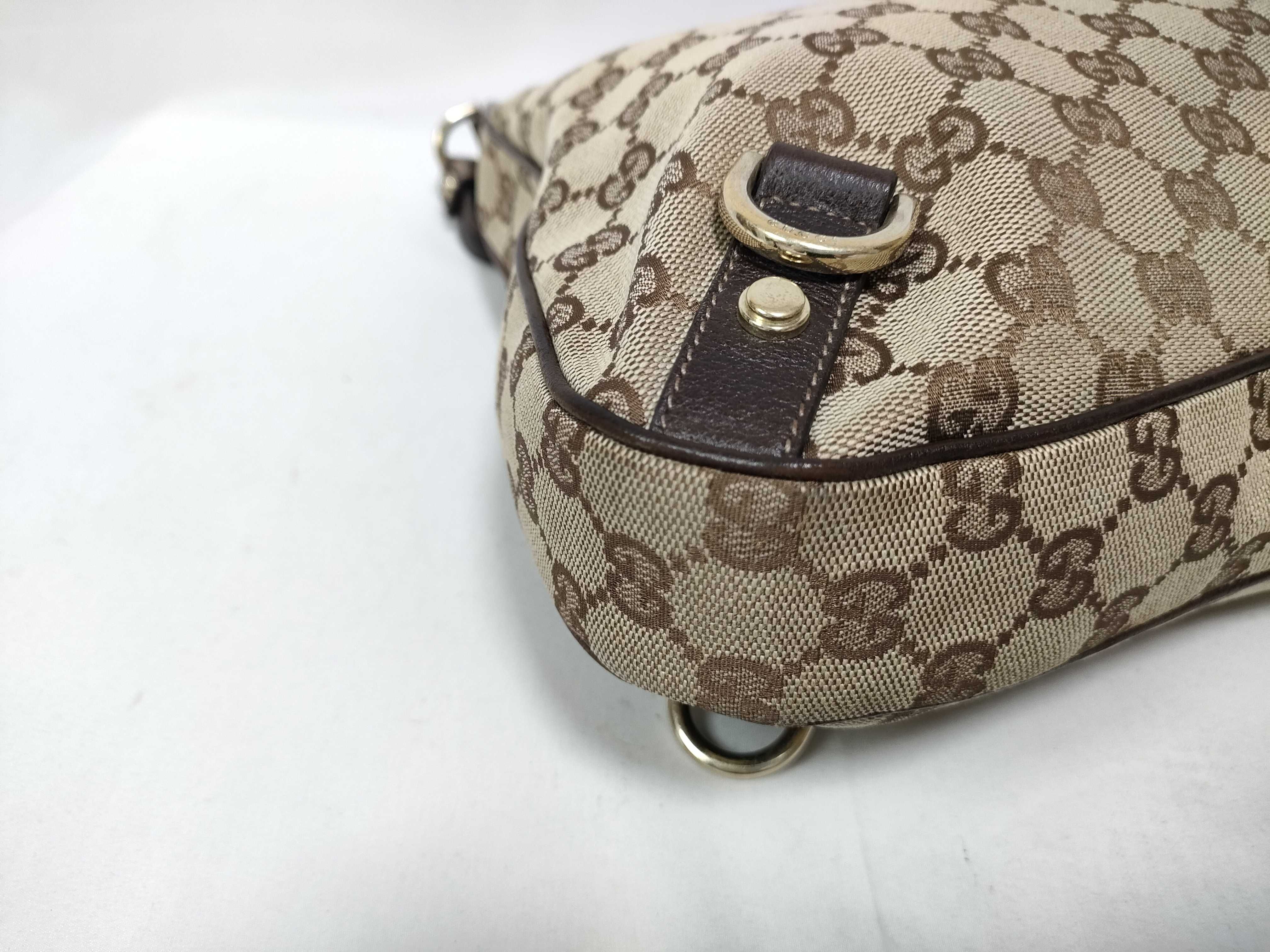 GG Canvas Abbey Shoulder Bag — view 5