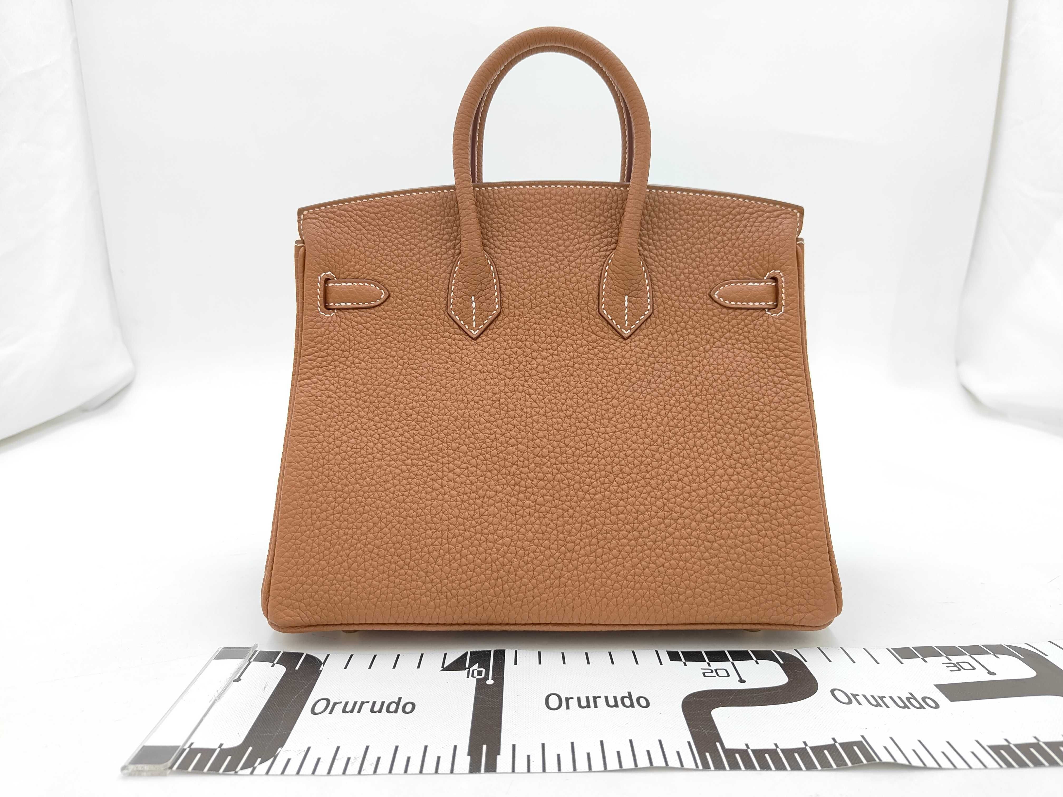 Birkin 25 Togo Gold Hardware G Stamp Handbag — view 2