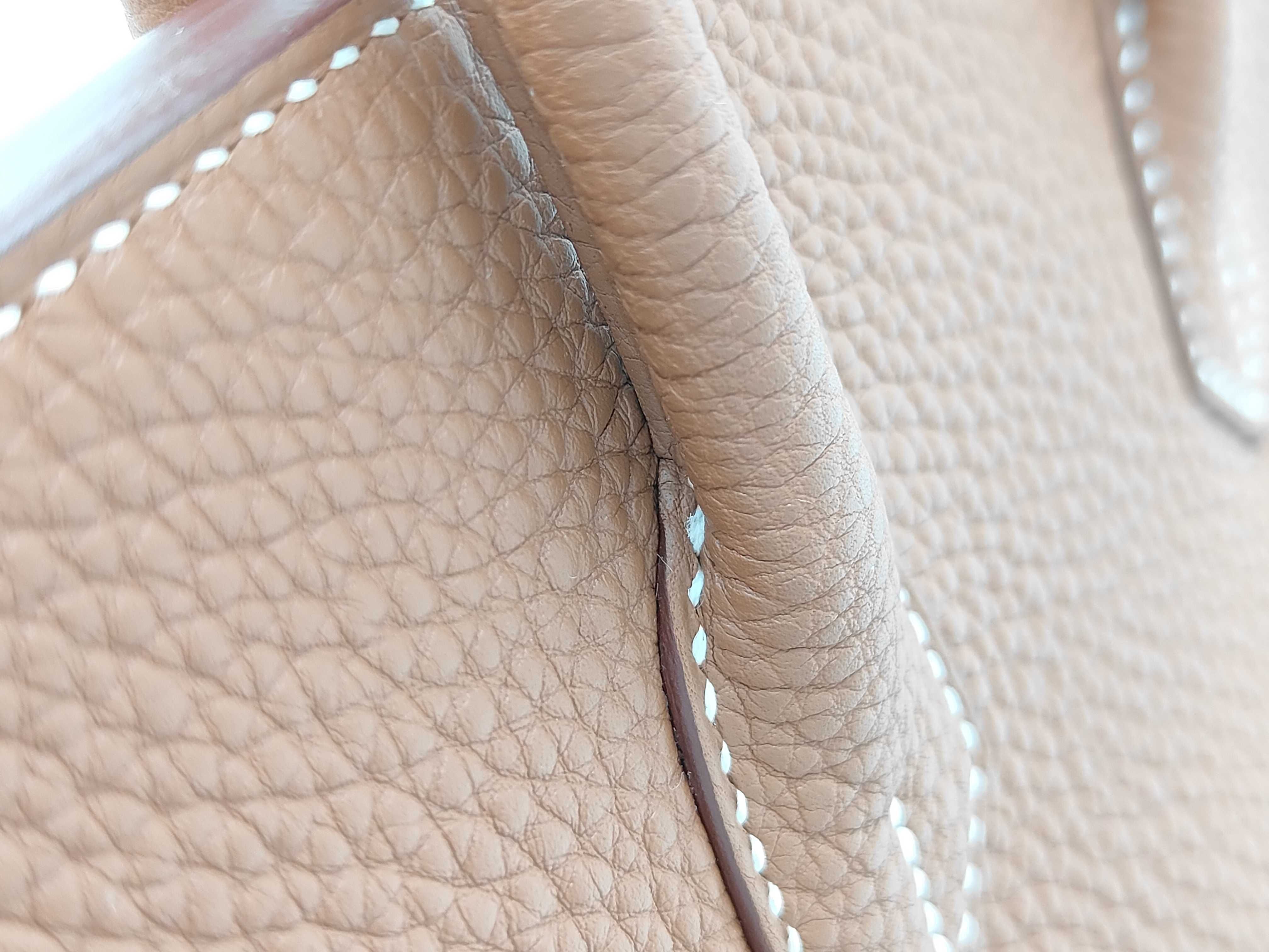 Birkin 25 Togo Gold Hardware G Stamp Handbag — view 4